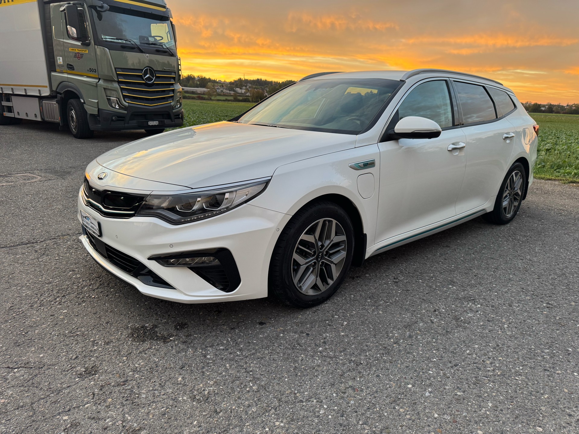 KIA Optima SW 2.0 T-GDI Plug-in Hybrid Automat-image-2