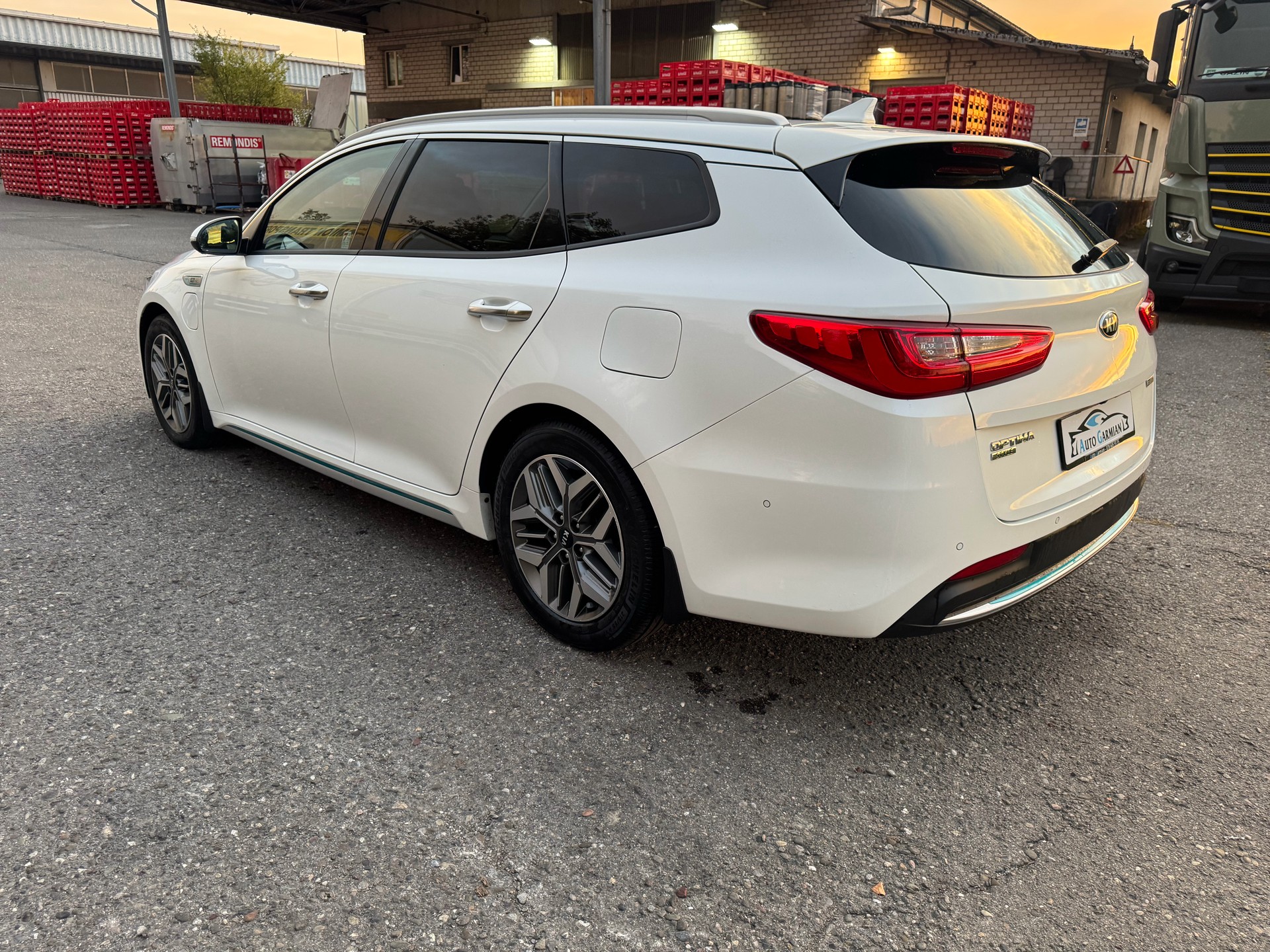 KIA Optima SW 2.0 T-GDI Plug-in Hybrid Automat-image-4