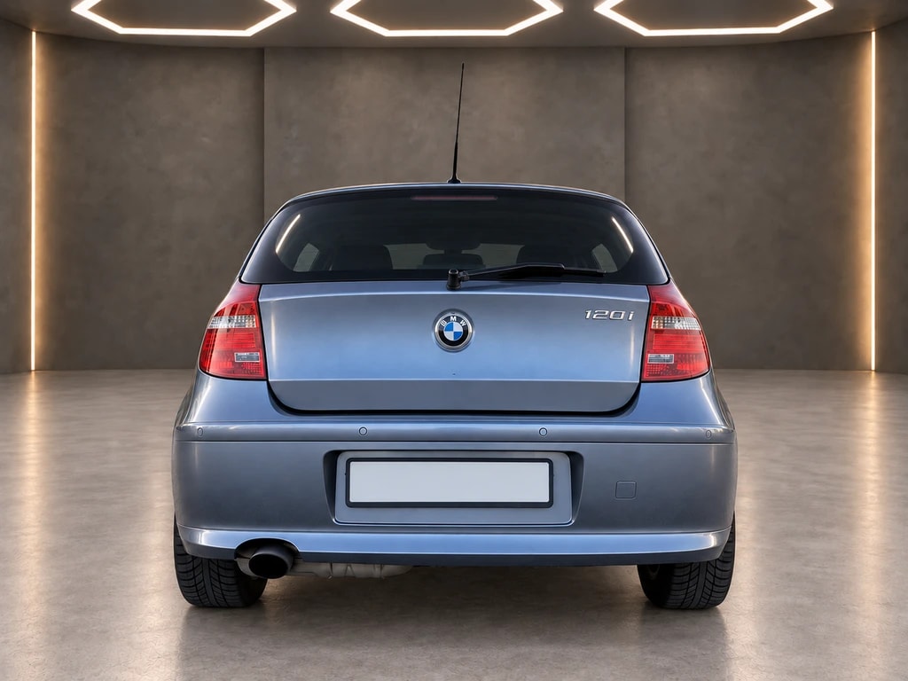 BMW 120i Steptronic-image-5