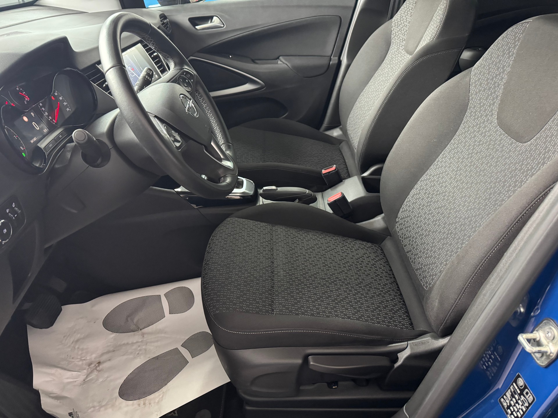 OPEL Crossland X 1.2i 120 Years Edition Automatik-image-6