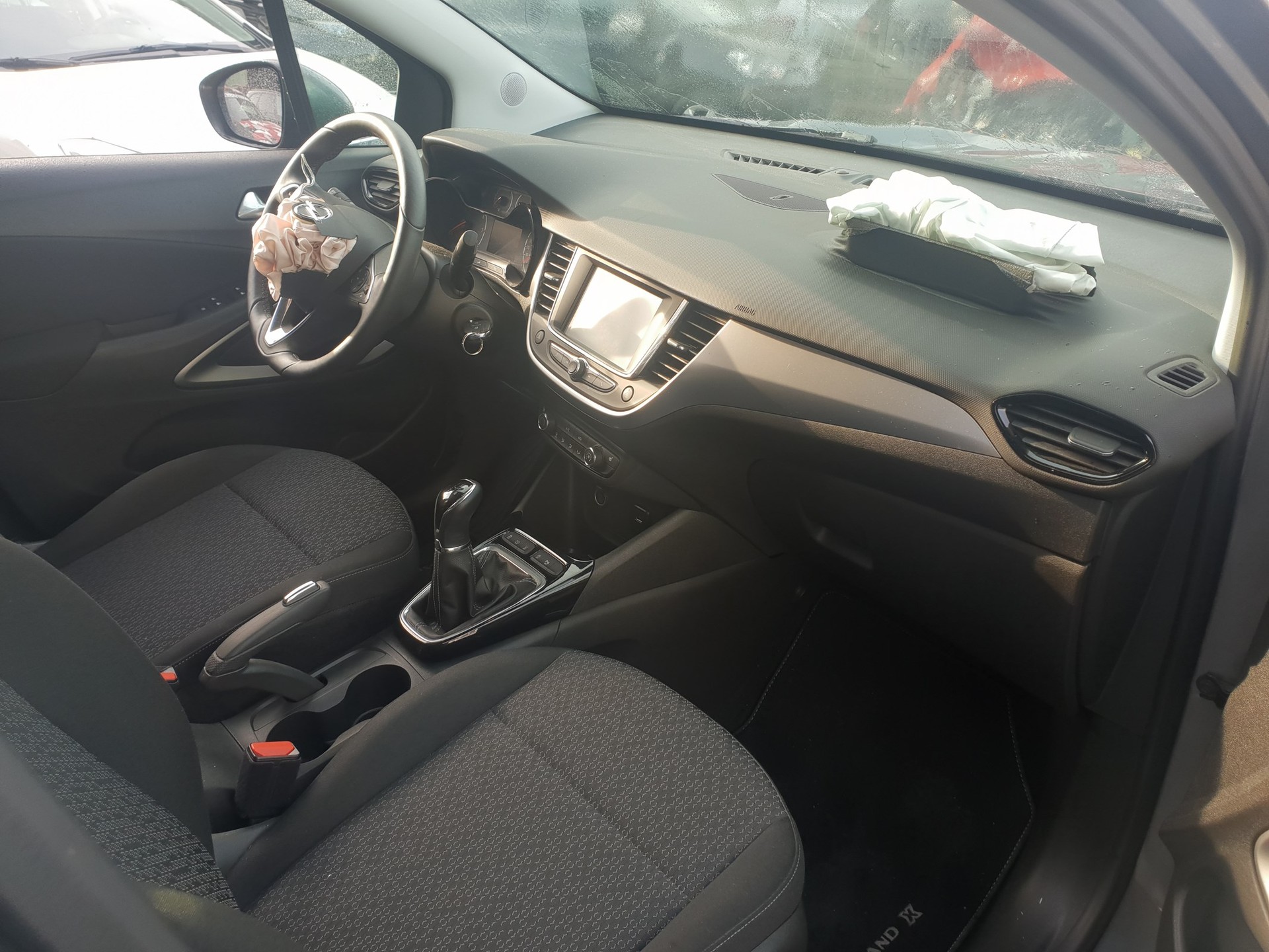 OPEL Crossland X 1.2i TP Enjoy-image-10