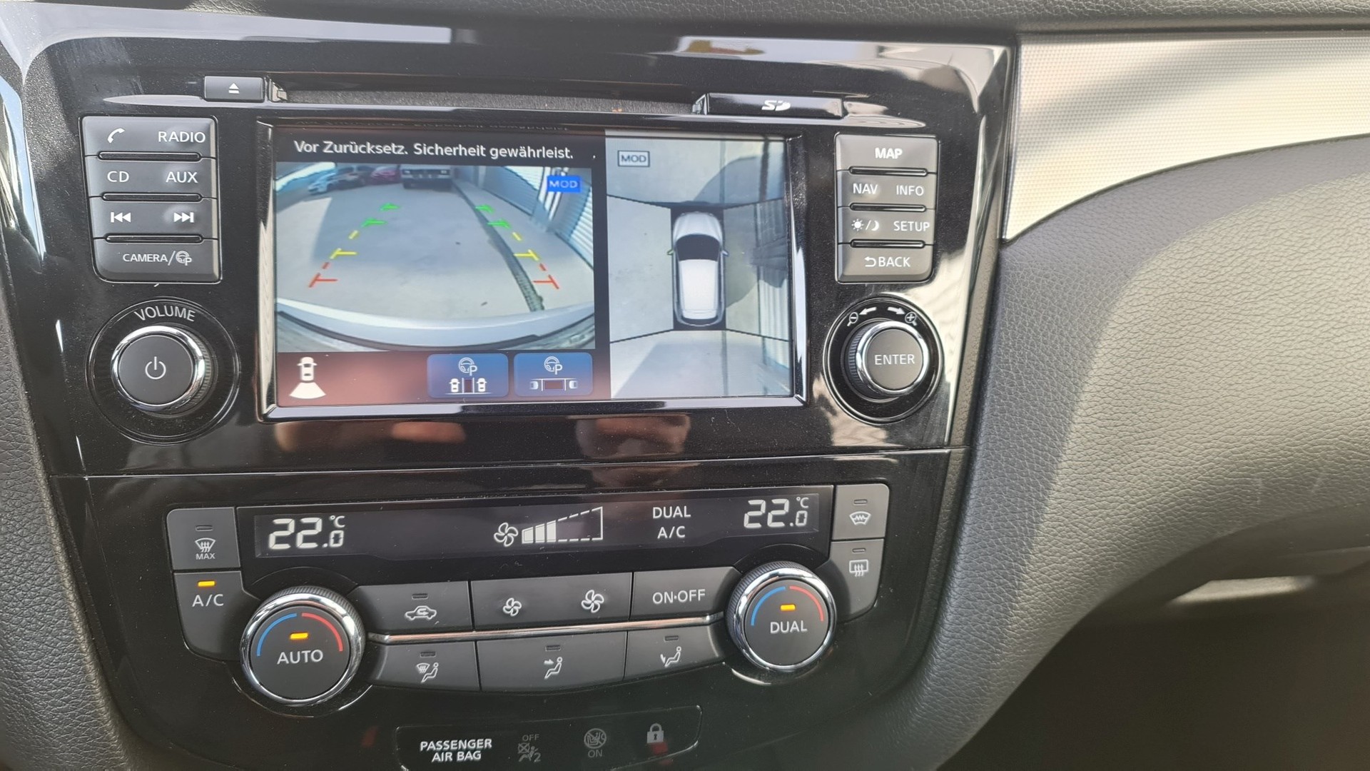 NISSAN Qashqai 1.6 dCi tekna+ Xtronic CVT-image-9