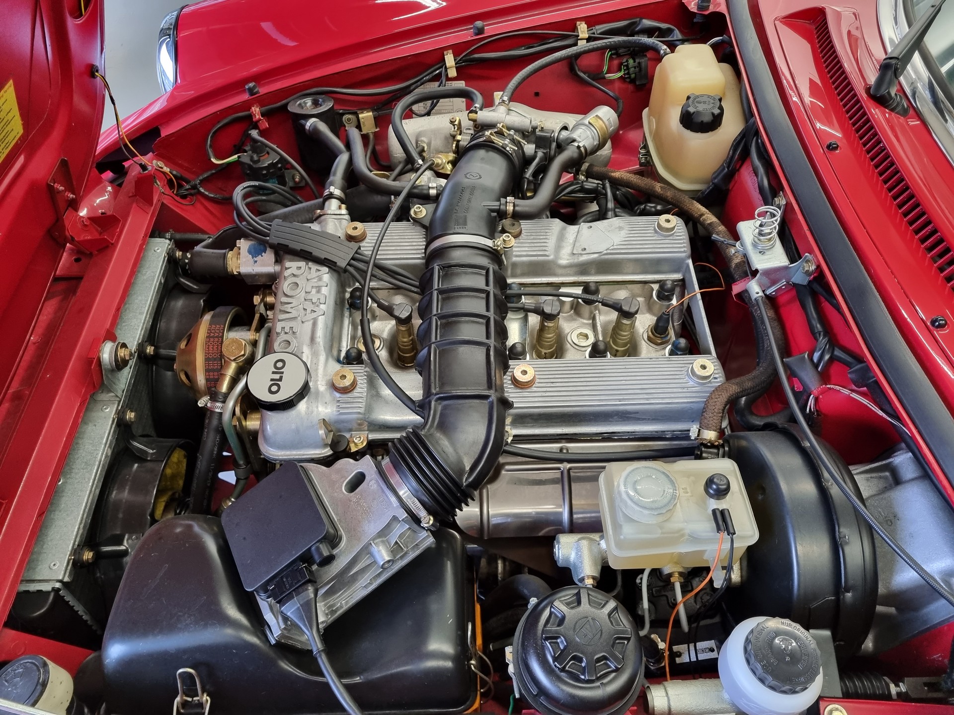 ALFA ROMEO Spider 2.0-image-8