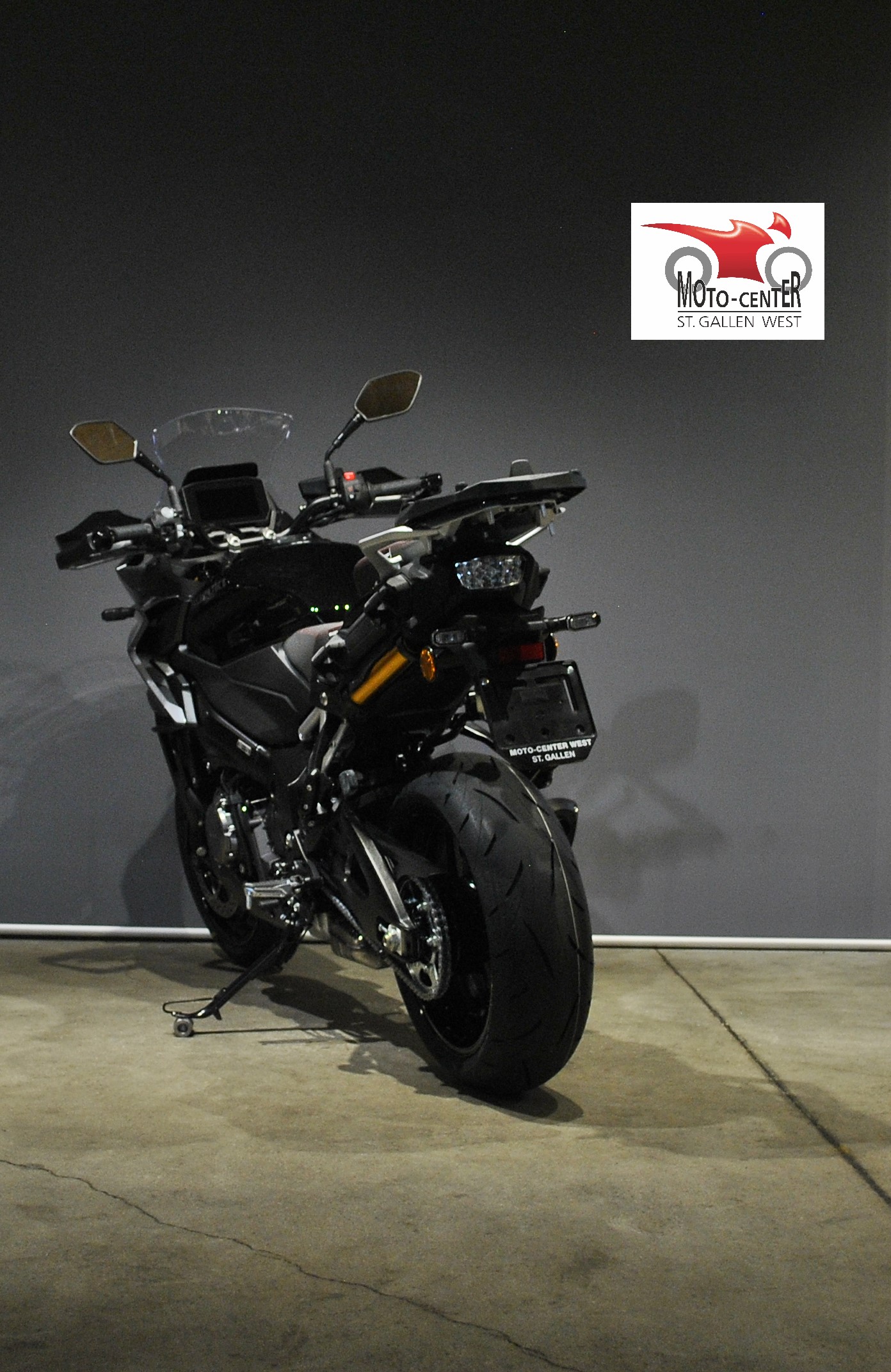 SUZUKI GSX-S 1000 GX Travel-showroom-element-3