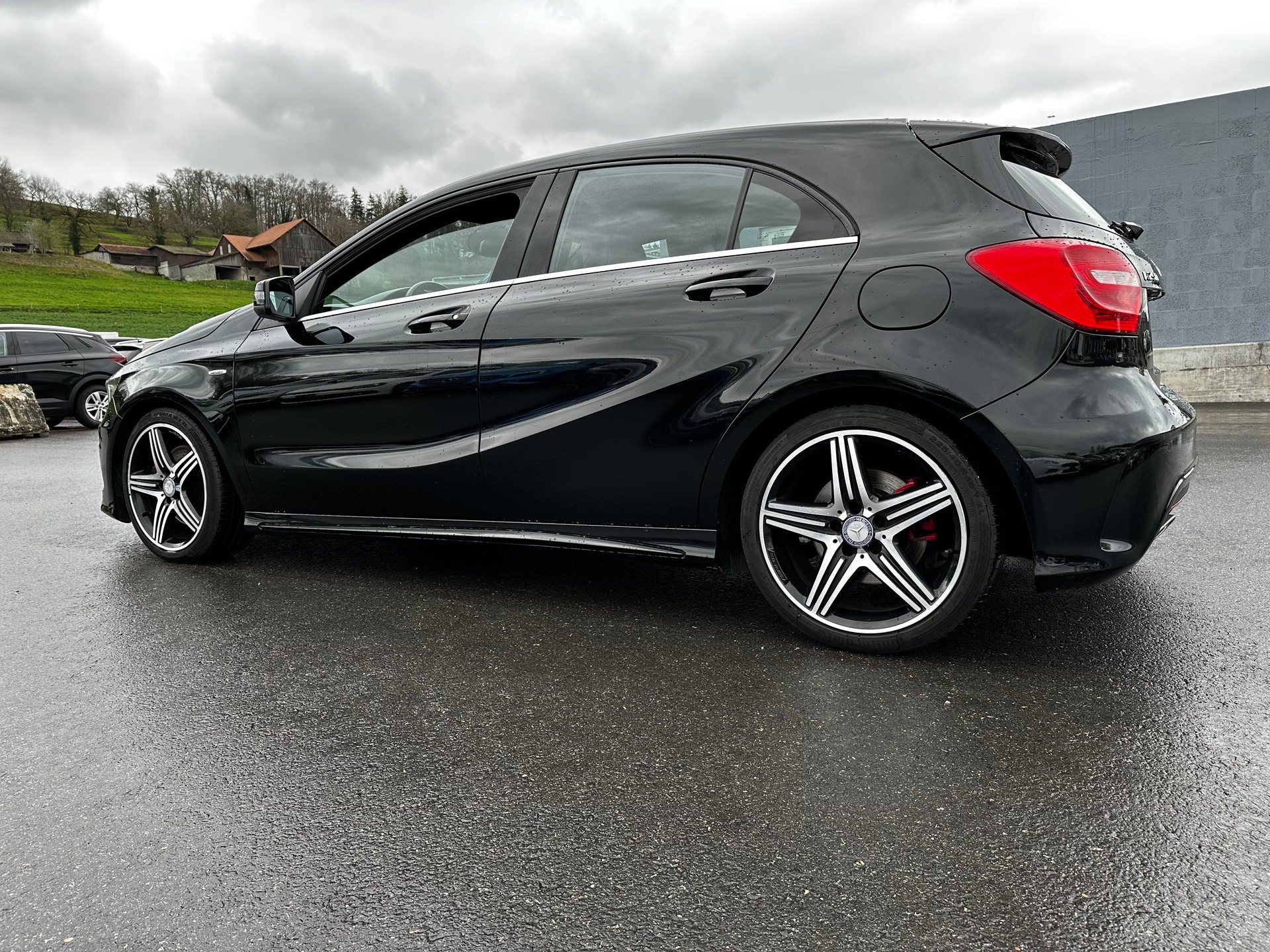 MERCEDES-BENZ A 250 Sport 7G-DCT-image-10