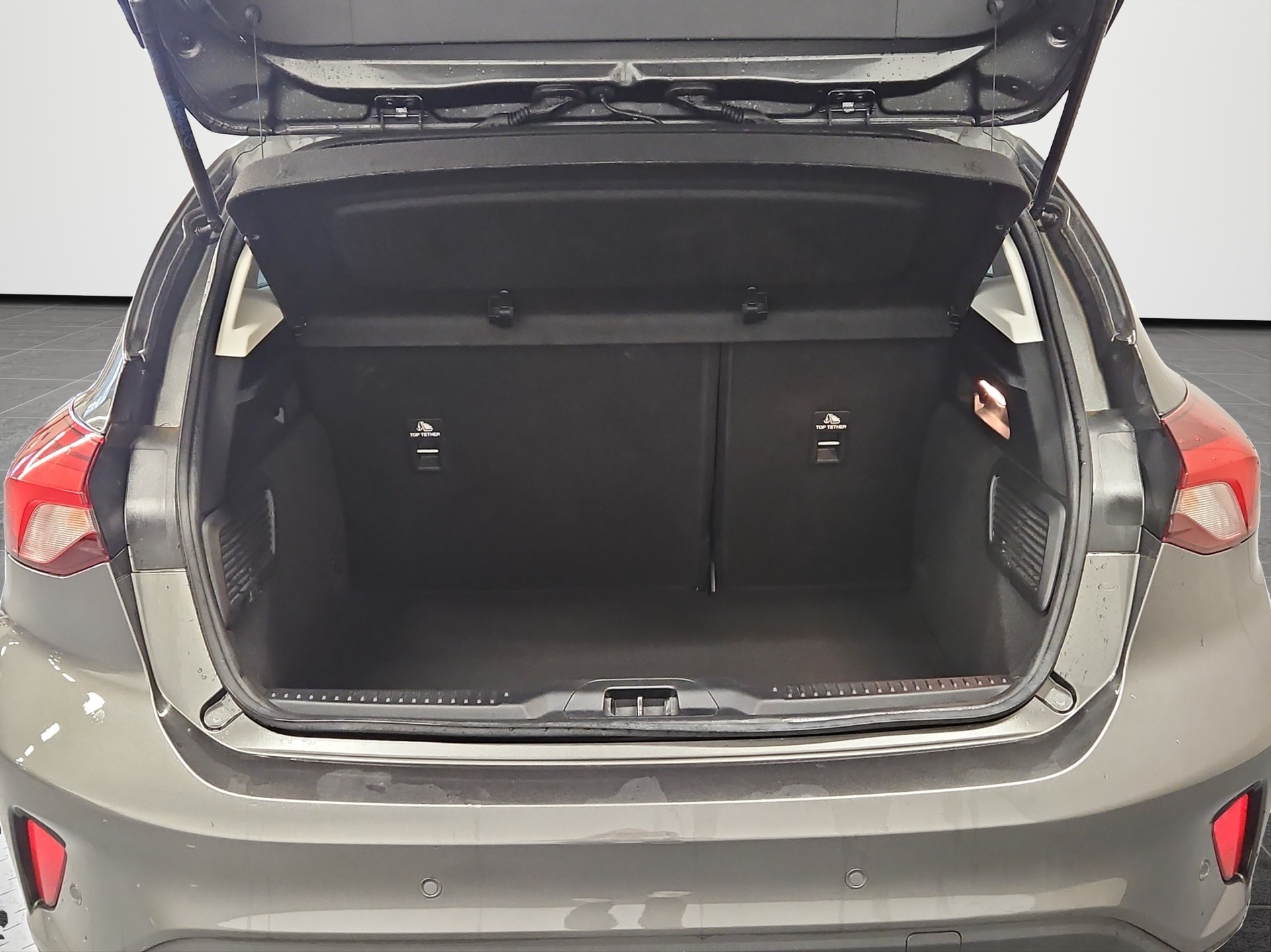 FORD Focus 1.0 MHEV Cool Connect Automat LEASING AB 216.01 CHF / MONAT-image-12