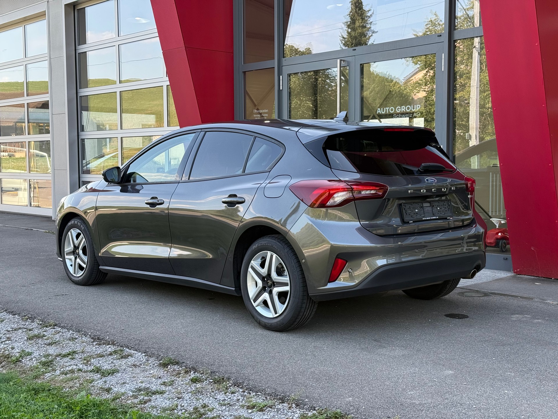 FORD Focus 1.0 MHEV Cool Connect Automat LEASING AB 216.01 CHF / MONAT-showroom-element-2