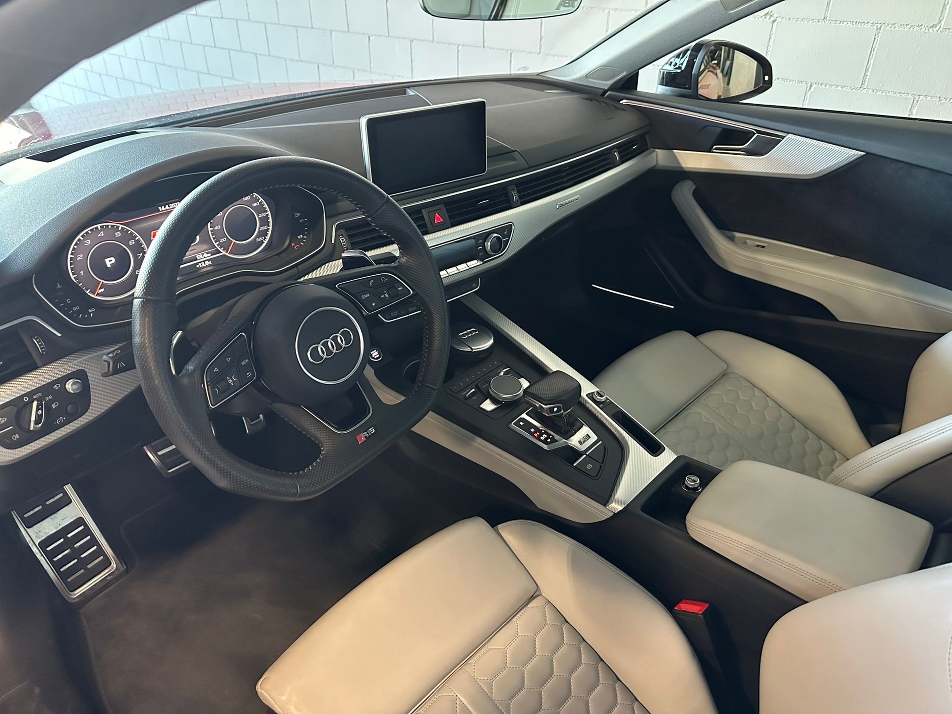 AUDI RS5 Coupé 2.9 TFSI quattro tiptronic ABT-Umbau mit Traumausstattung und 510 PS-image-5