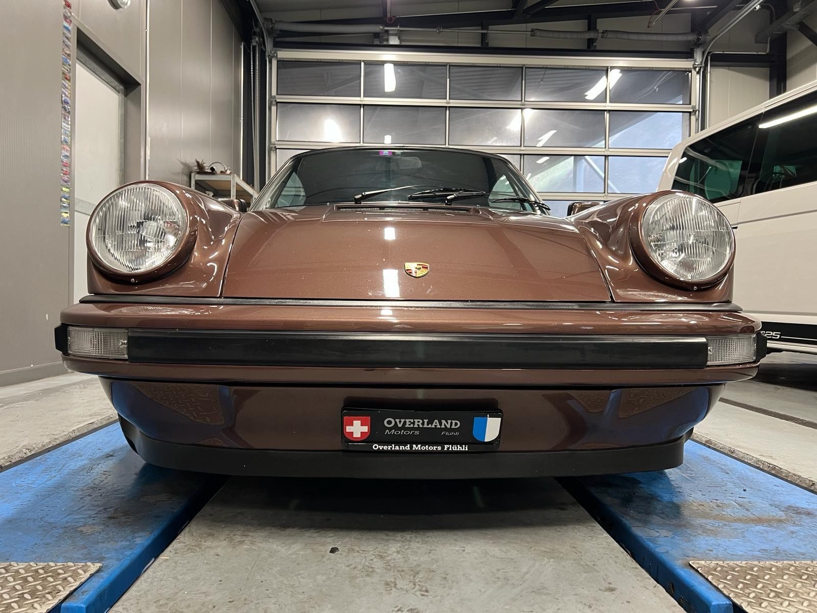 PORSCHE 3.0 SC-image-5