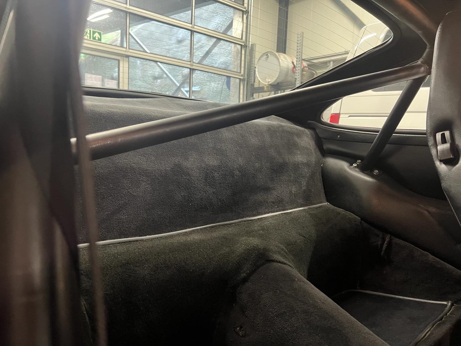 PORSCHE 3.0 SC-image-12