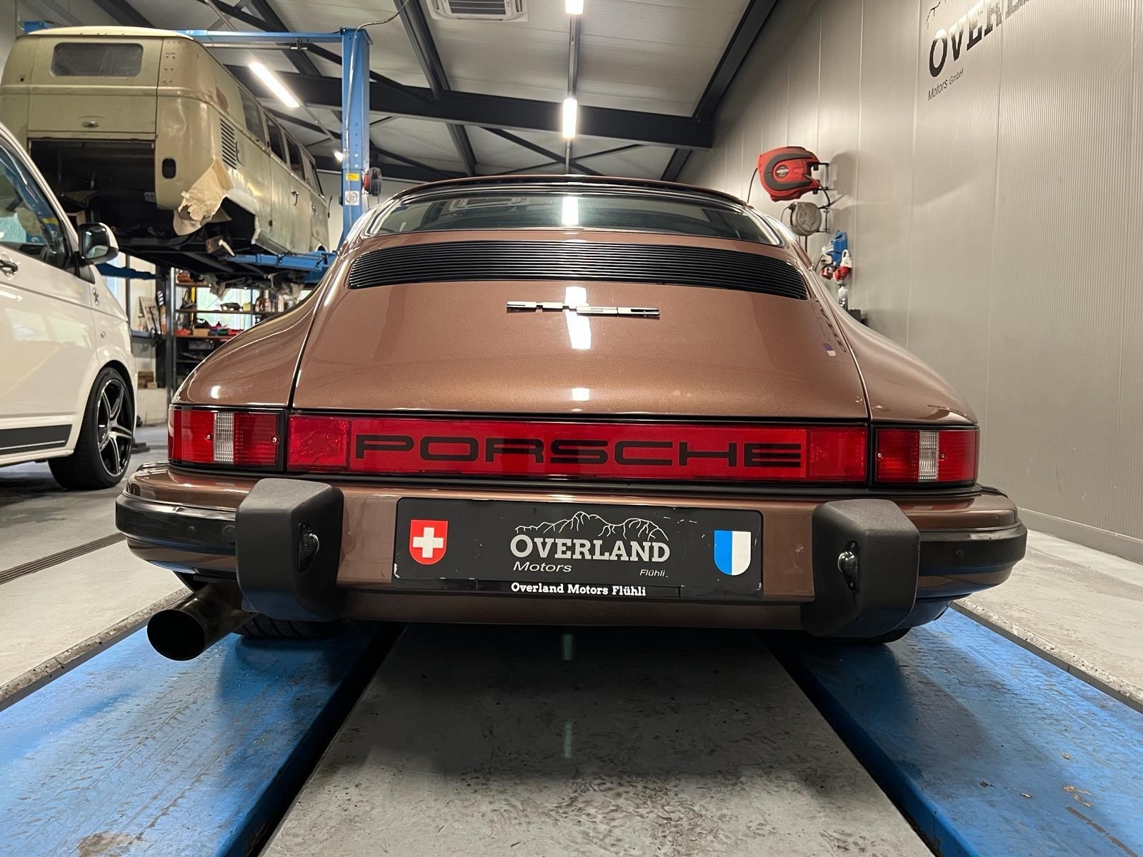 PORSCHE 3.0 SC-image-2