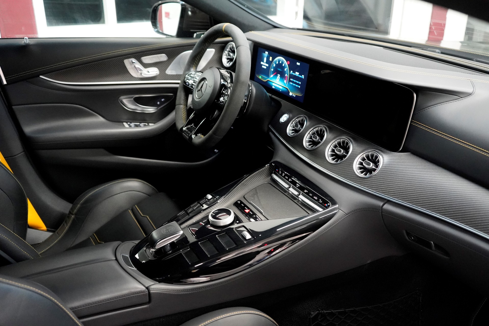 MERCEDES-BENZ AMG GT 4 63 S Edition 1 4Matic+ Speedshift MCT-image-12