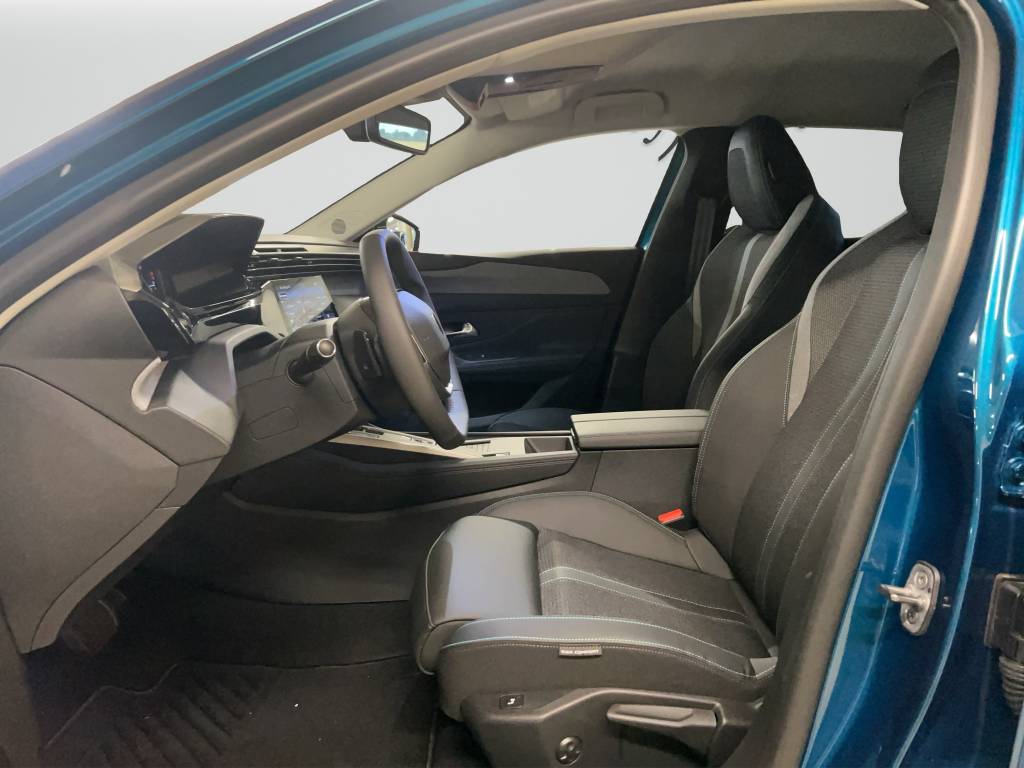 PEUGEOT 308 1.6 PHEV 180 Allure-image-7