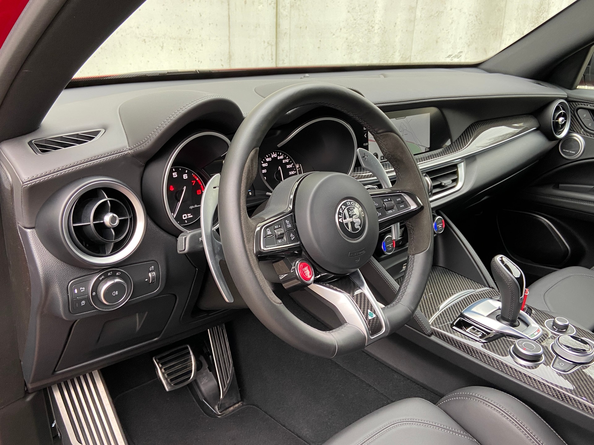 ALFA ROMEO Stelvio 2.9 V6 Quadrifoglio Q4-image-4