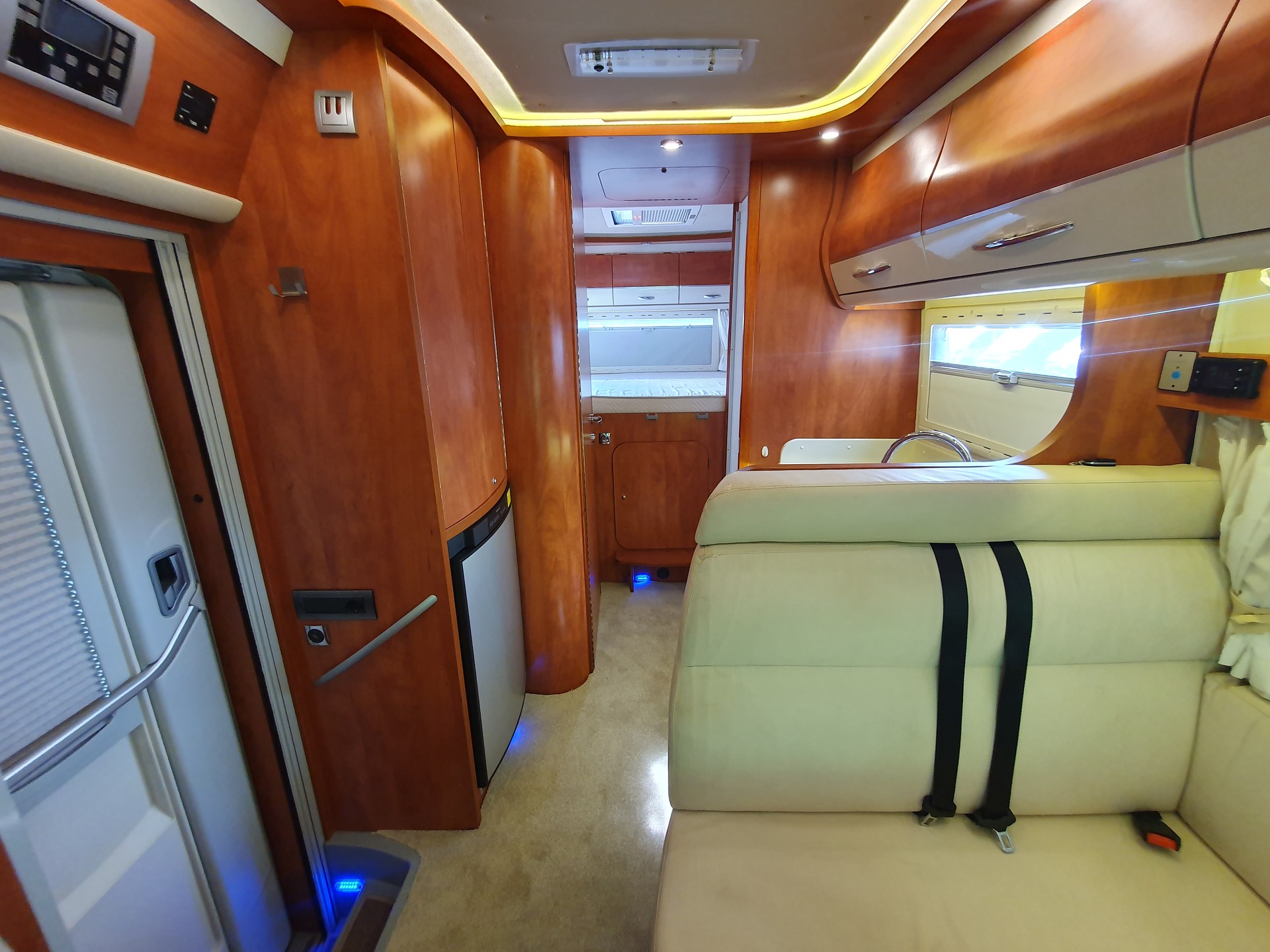 MERCEDES-BENZ Wanner Silverdream S700-image-10