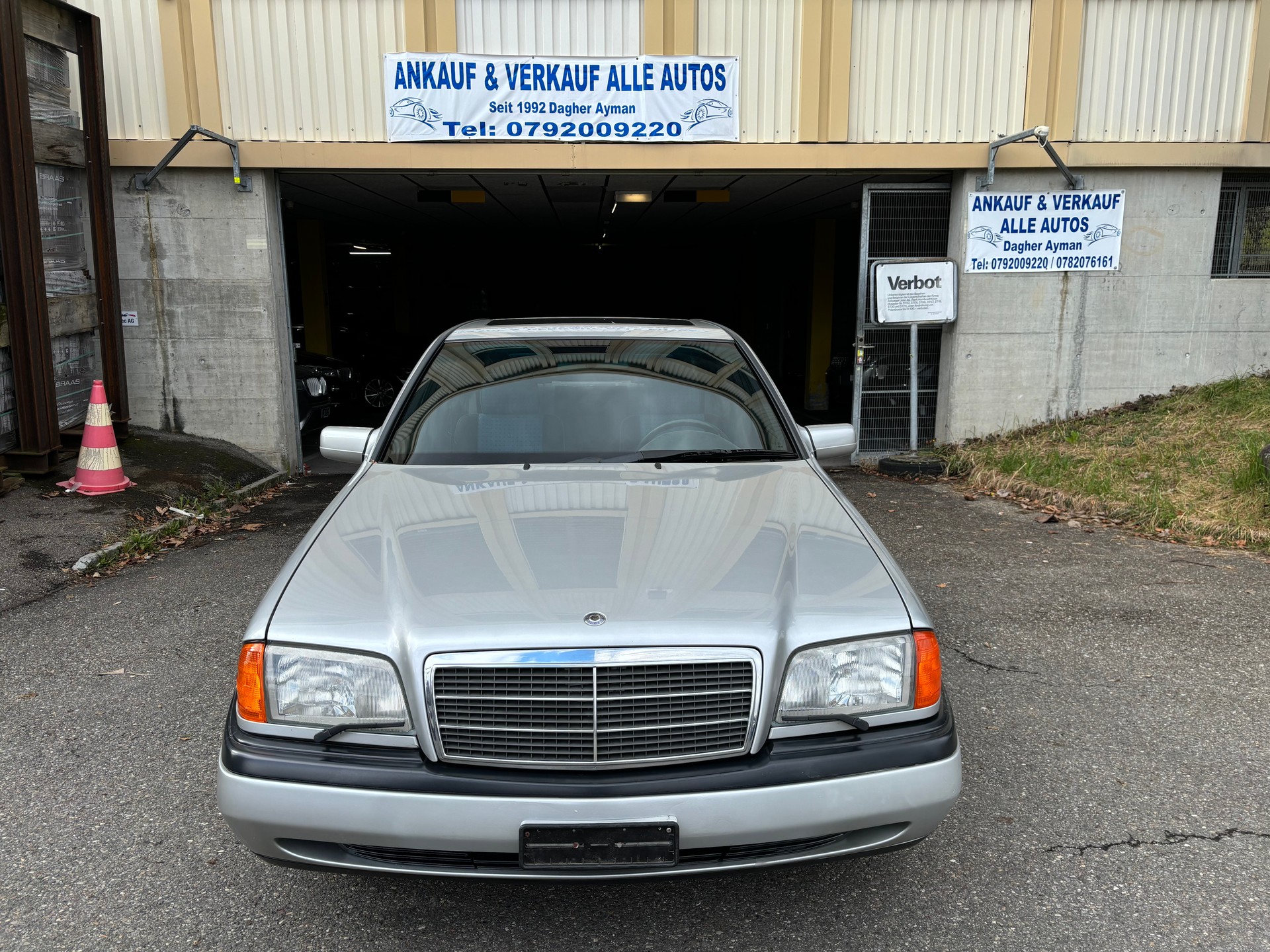 MERCEDES-BENZ C 200 Sport-image-0