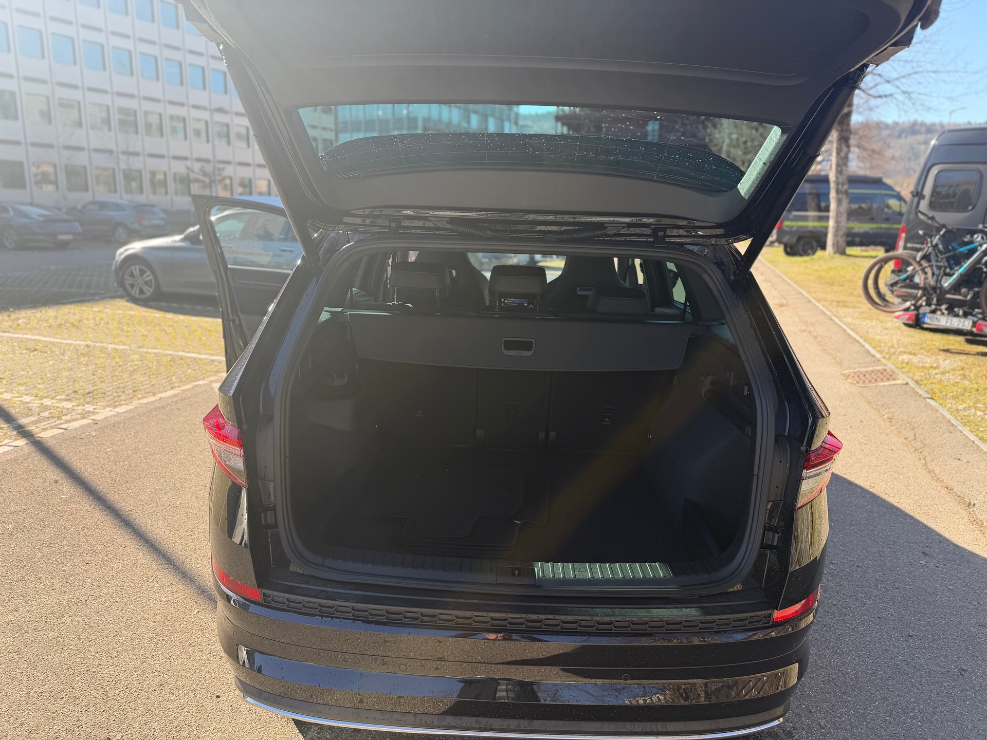 SKODA Kodiaq 2.0 TSI 4x4 SportLine-image-6