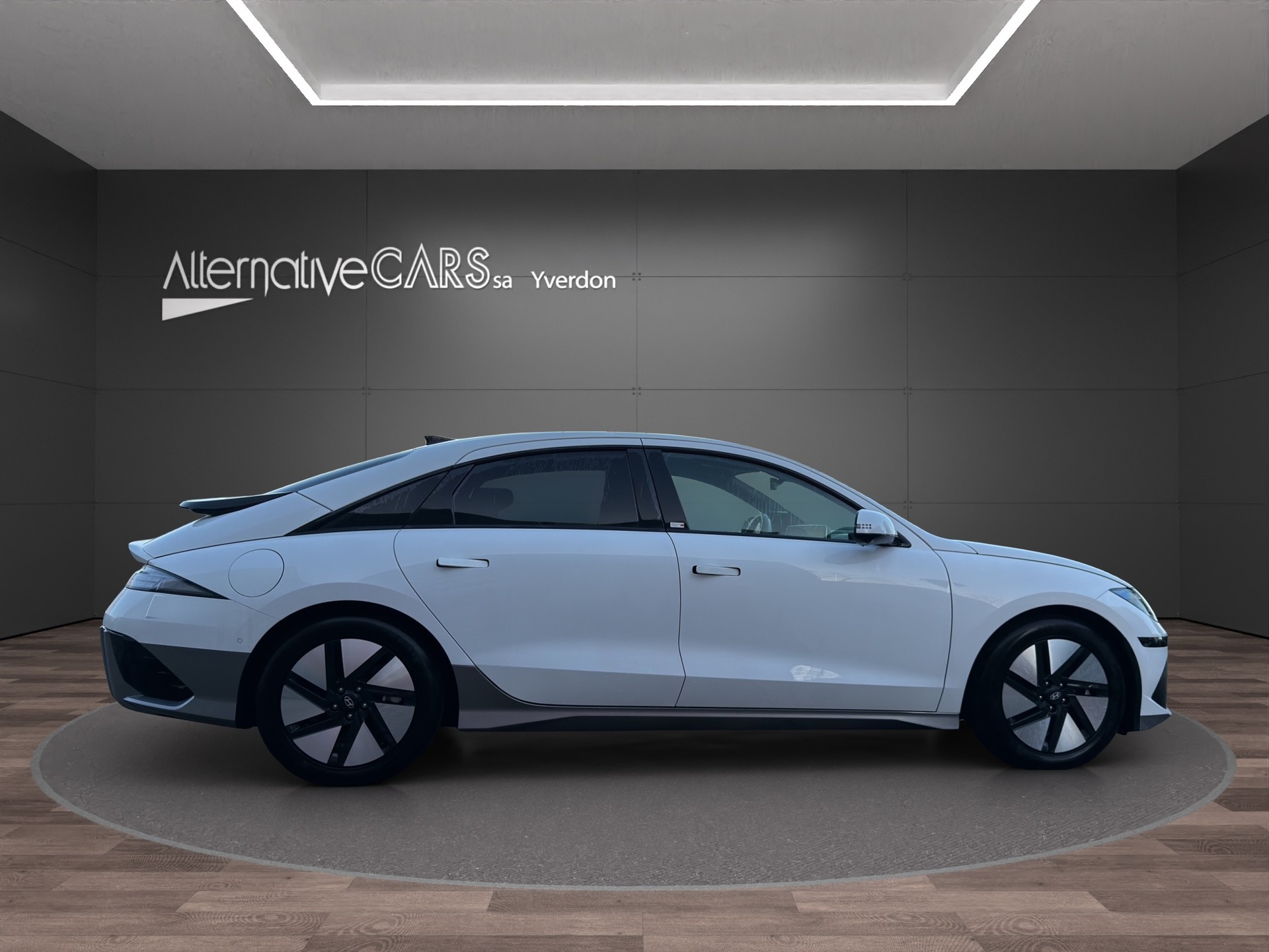 HYUNDAI Ioniq 6 77kWh Launch Edition 2WD-image-6