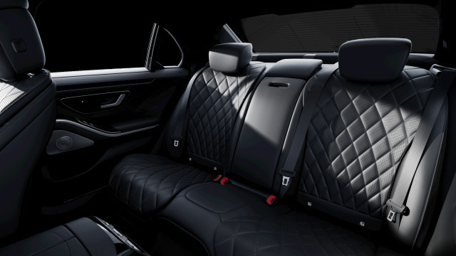 MERCEDES-BENZ S 450 d 4M AMG Line 9G-T-image-9