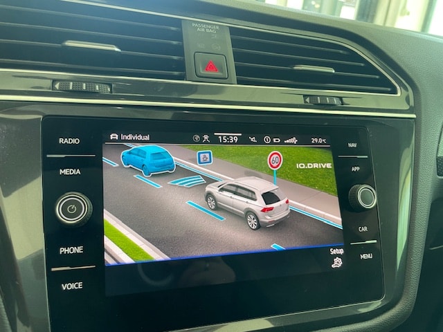 VW Tiguan Allspace 2.0TSI R-Line 4Motion DSG-image-11