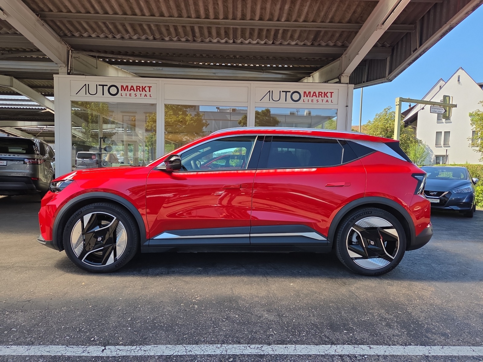 RENAULT Scénic E-Tech Long Range Iconic-showroom-element-1