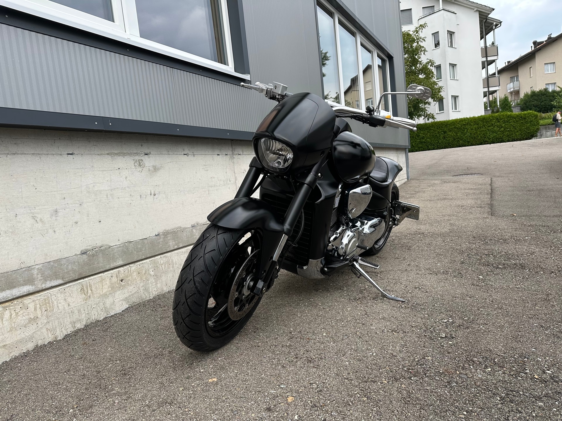 SUZUKI M 1800 R K6-image-4