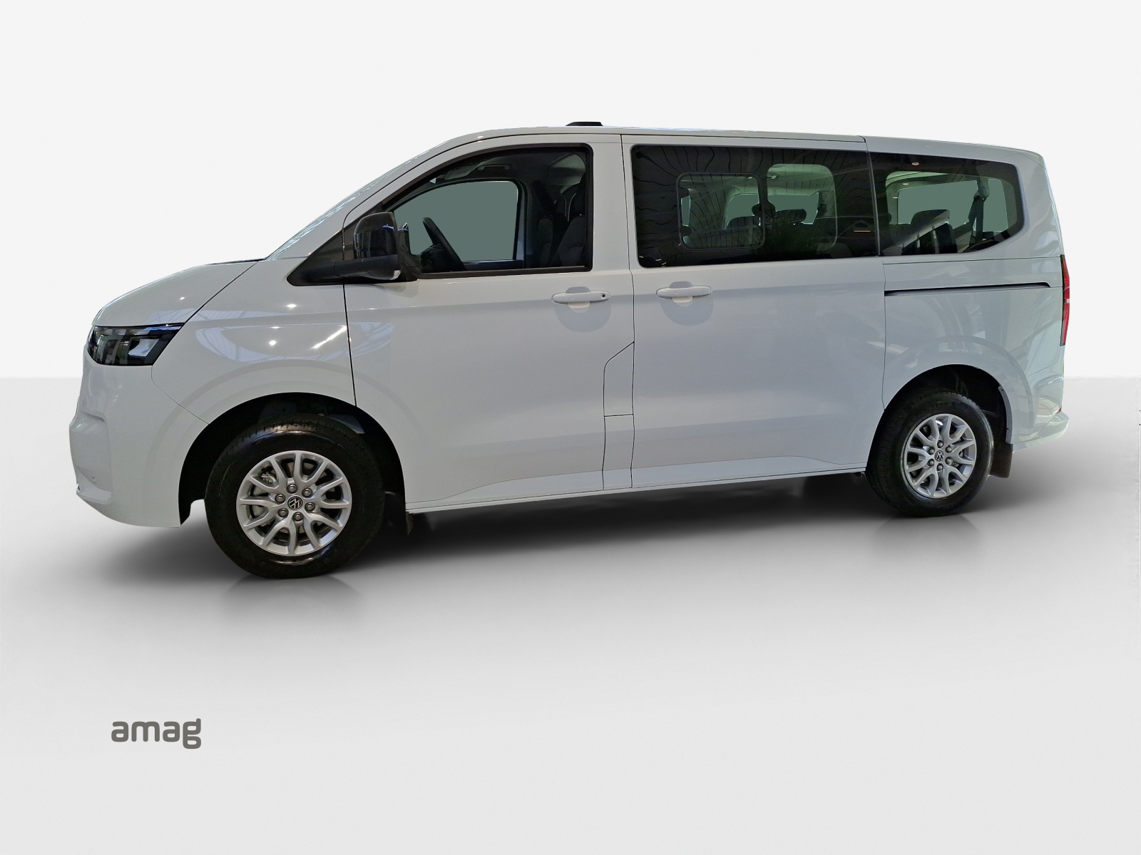 VW Caravelle BEV Life-image-1