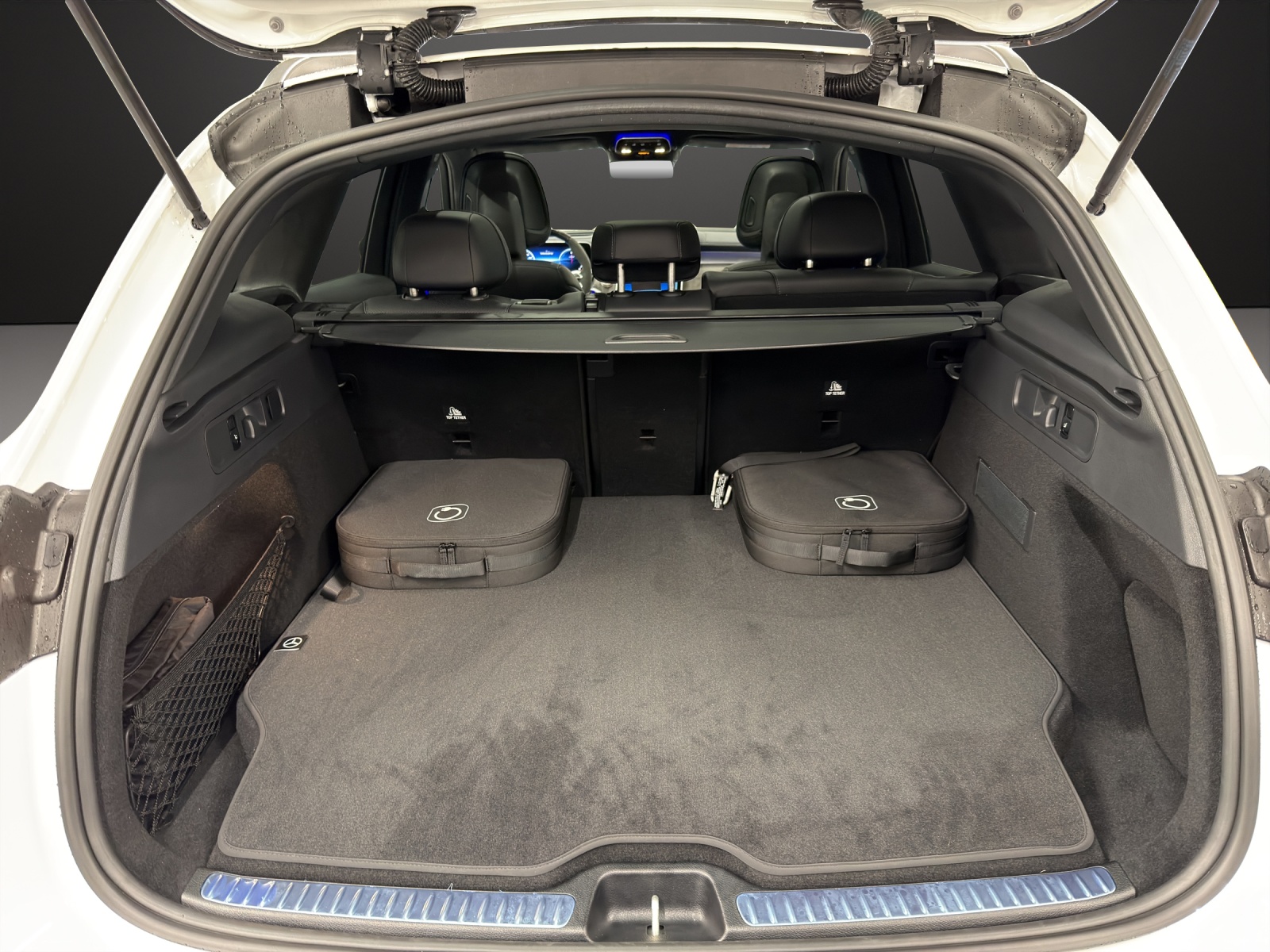 MERCEDES-BENZ GLC AMG 63 S e Performance Executive Edition 9G-Tronic-image-13