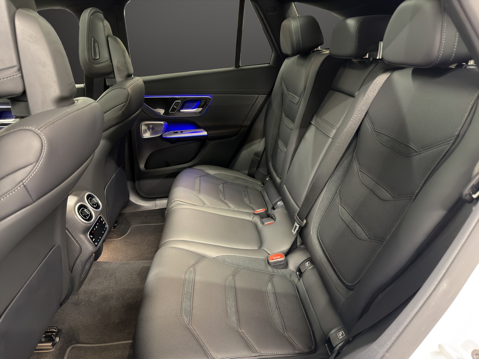 MERCEDES-BENZ GLC AMG 63 S e Performance Executive Edition 9G-Tronic-image-11