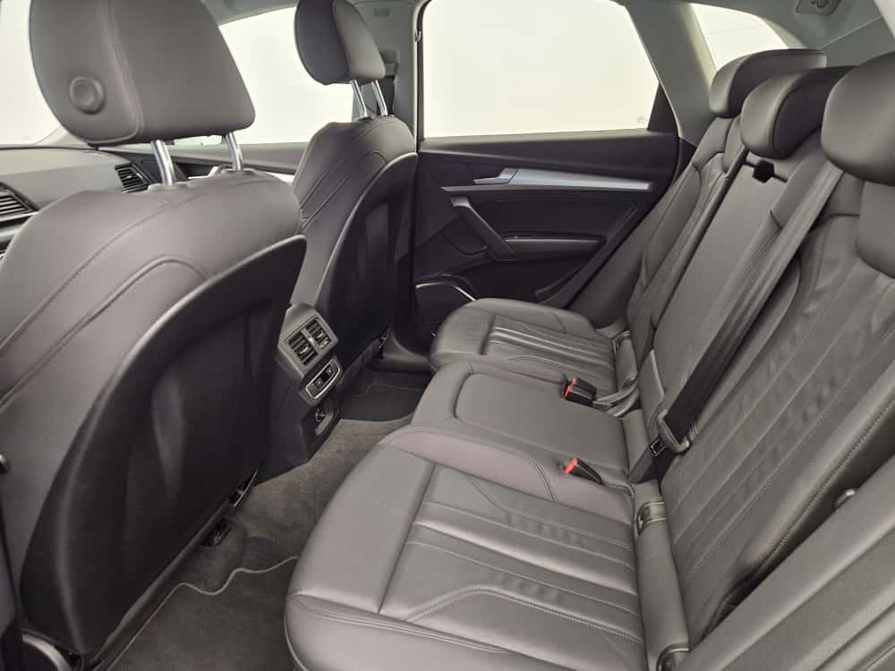 AUDI Q5 50 TFSI e PHEV advanced quattro S-tronic-image-12