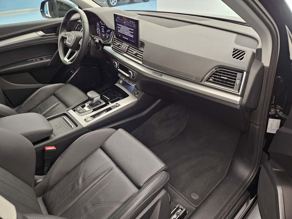 AUDI Q5 50 TFSI e PHEV advanced quattro S-tronic-image-11