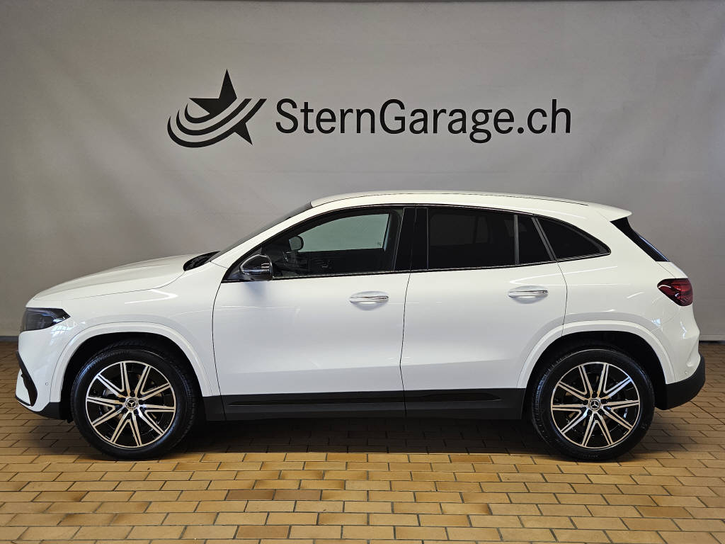 MERCEDES-BENZ EQA 350 4Matic AMG Line Swiss Star-showroom-element-1