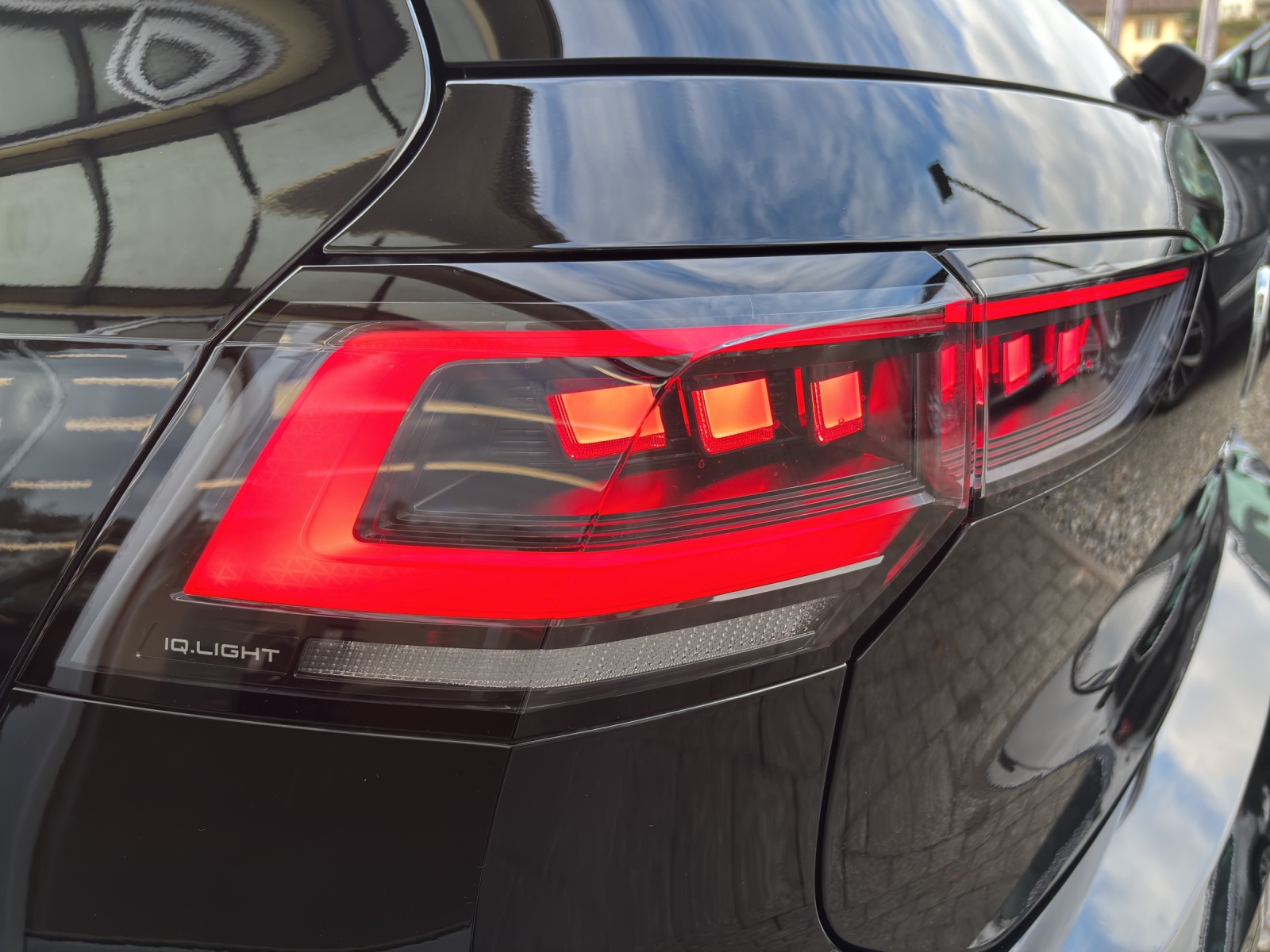 VW New Golf 2.0 TSI GTI DSG mit fortl. Werksgarantie 5 Jahre & Winterräder-image-7