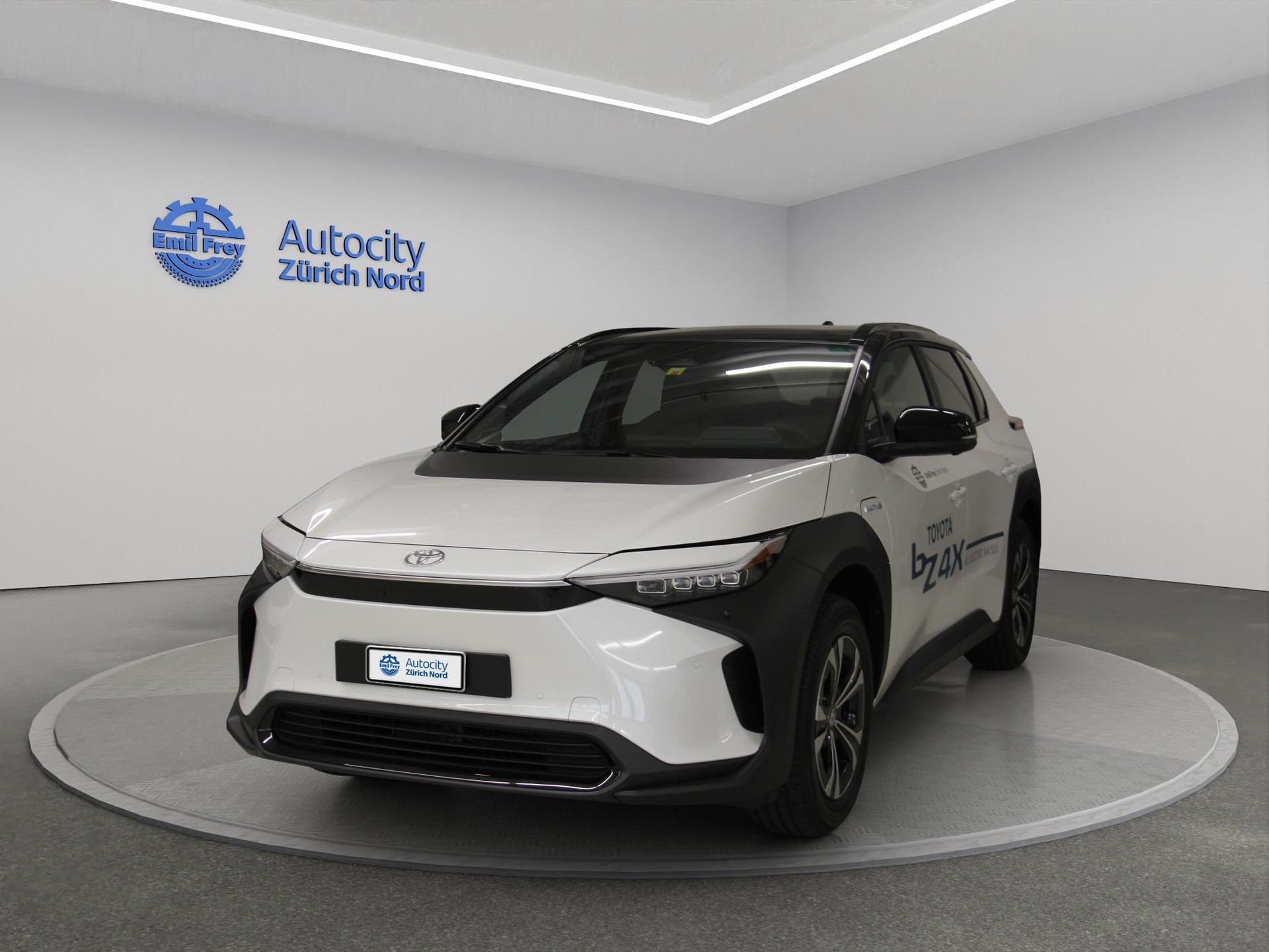 TOYOTA bZ4X Style AWD-image-0