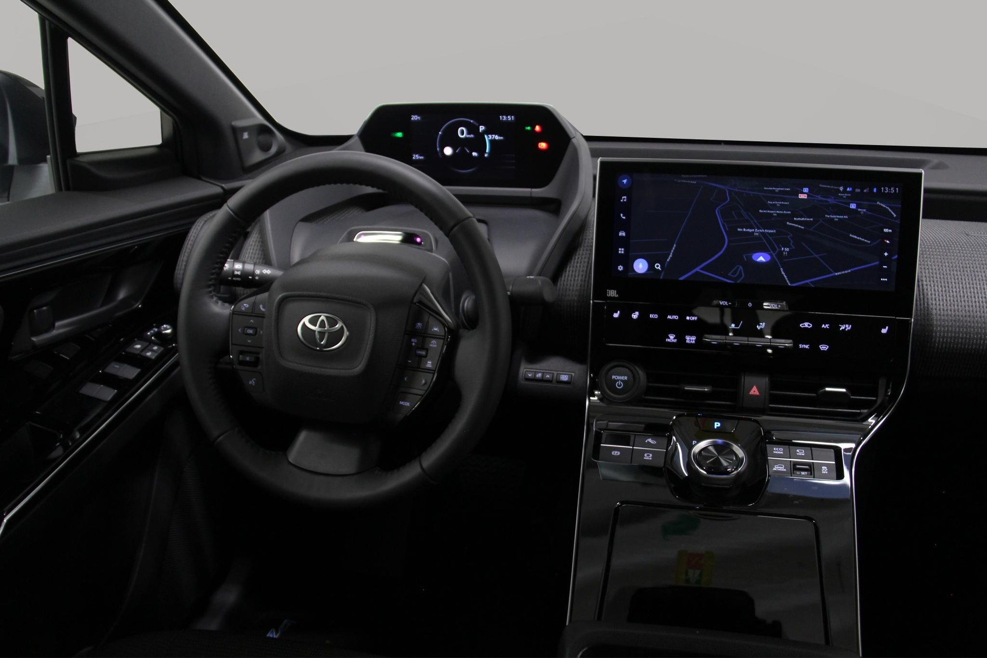 TOYOTA bZ4X Style AWD-image-4