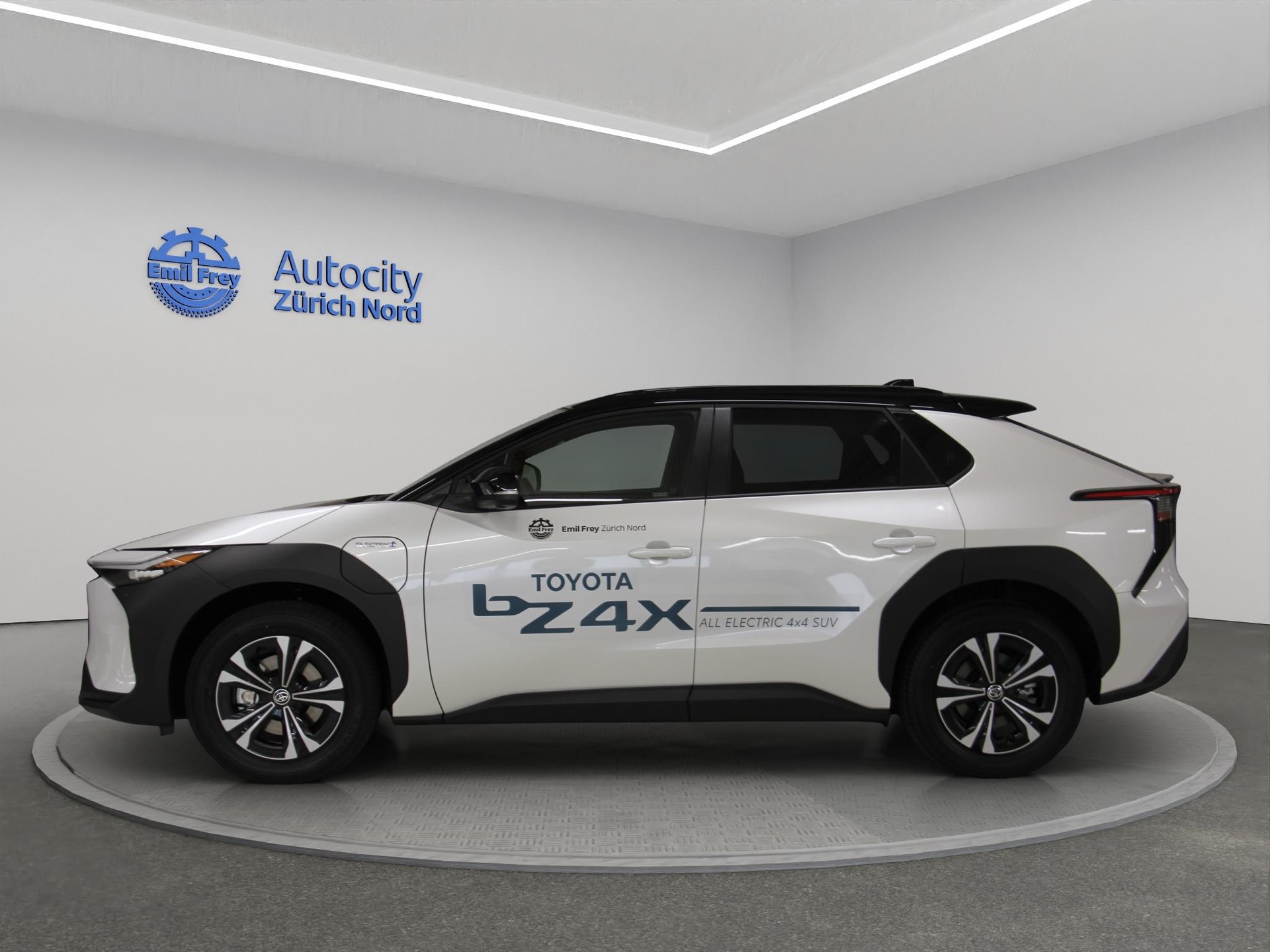 TOYOTA bZ4X Style AWD-image-3