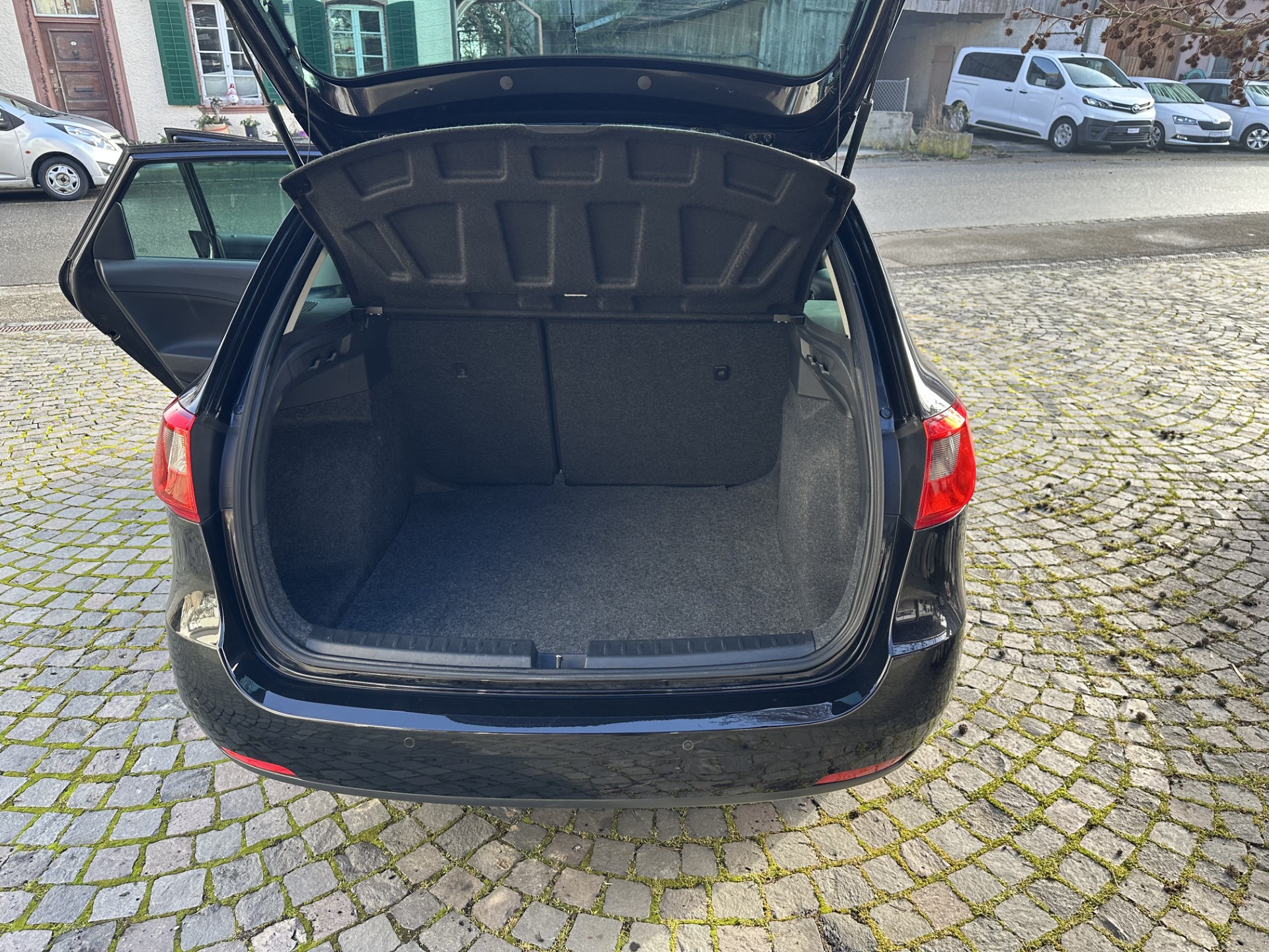SEAT Ibiza ST 1.2 TSI Style DSG-image-13