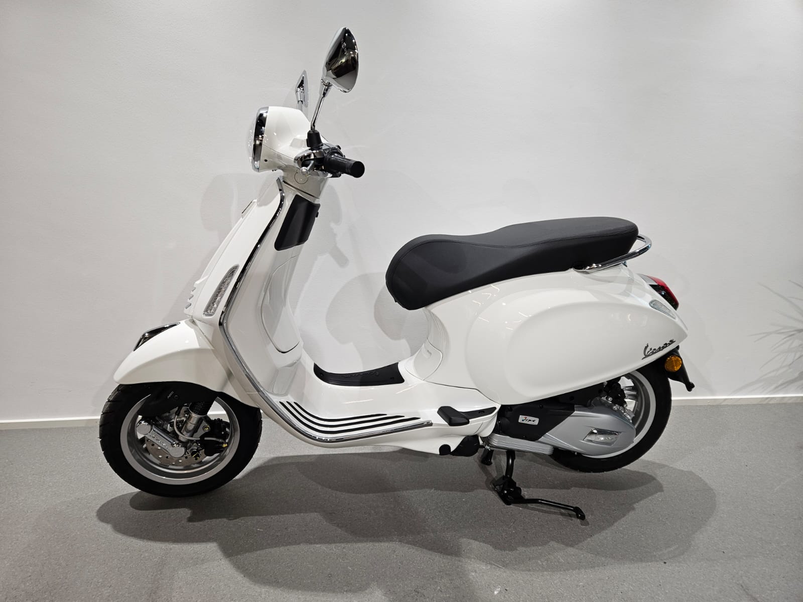 PIAGGIO Vespa Primavera 125 Euro 5+-showroom-element-3