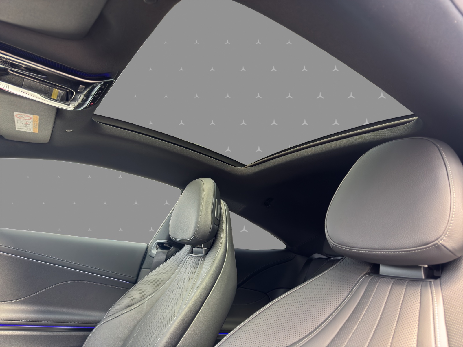 MERCEDES-BENZ CLE 300 Coupé 4Matic 9G-Tronic-image-9