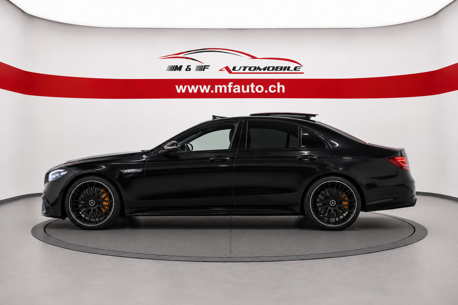 MERCEDES-BENZ S 63 V8 AMG E Performance 4matic+ lang-image-4