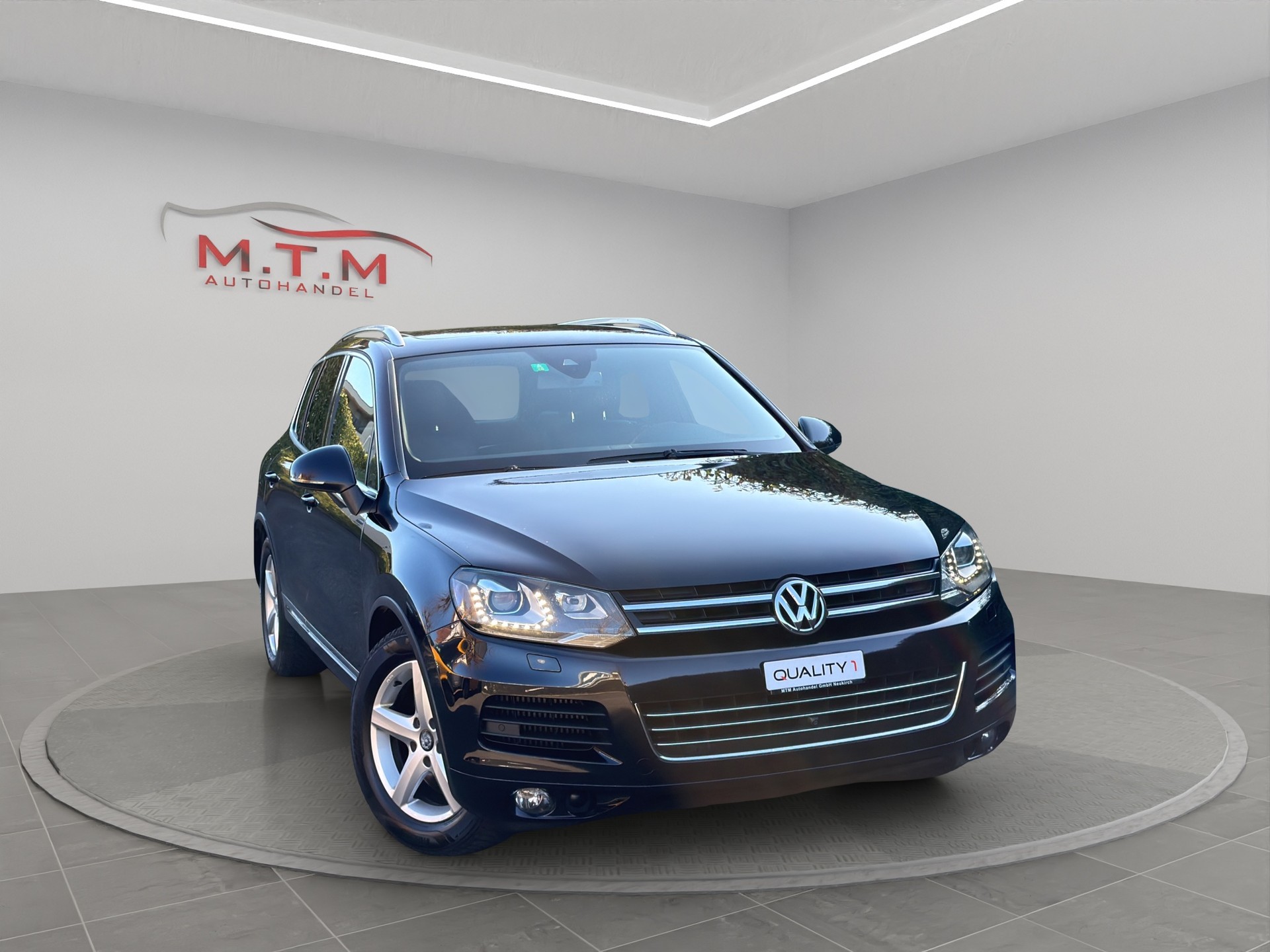 VW Touareg 4.2 TDI Tiptronic-image-7