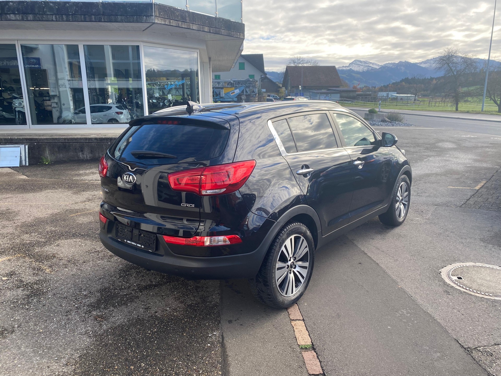 KIA Sportage 2.0 CRDi Style-image-3
