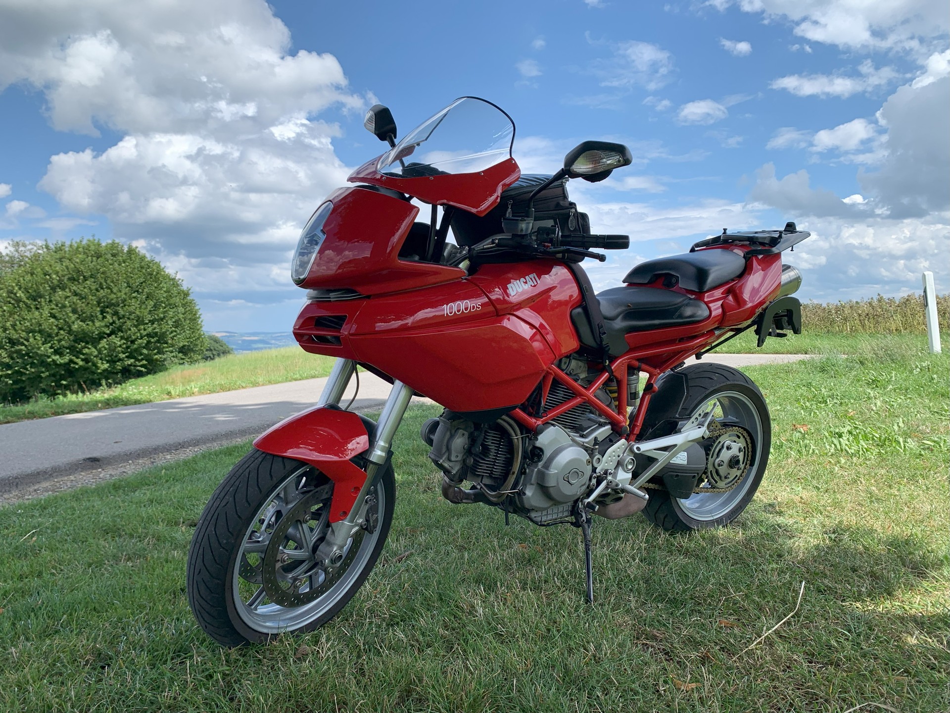 DUCATI Multistrada 1000 DS-image-1