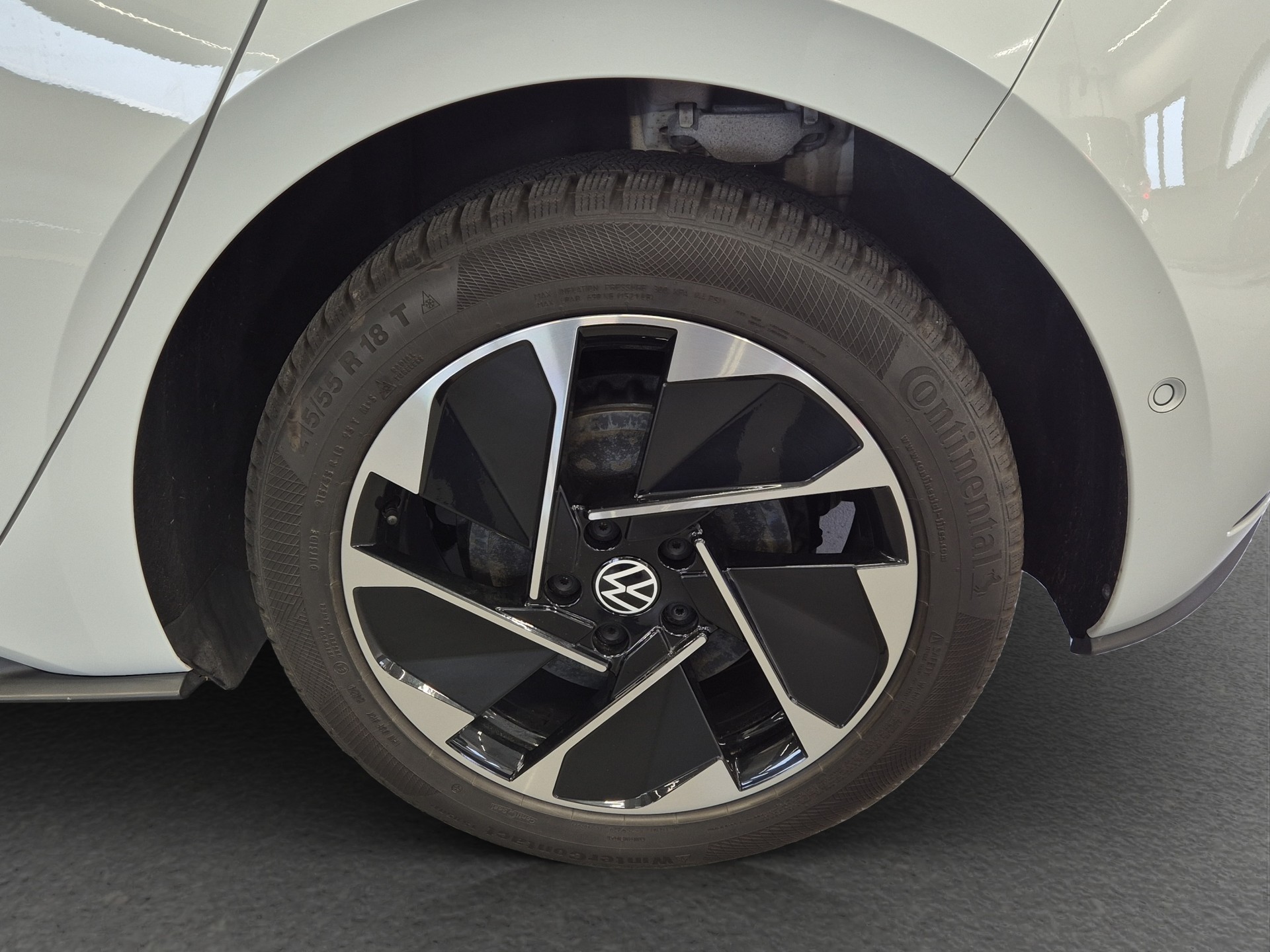 VW ID.3 Pro 58 kWh Pro United-image-17