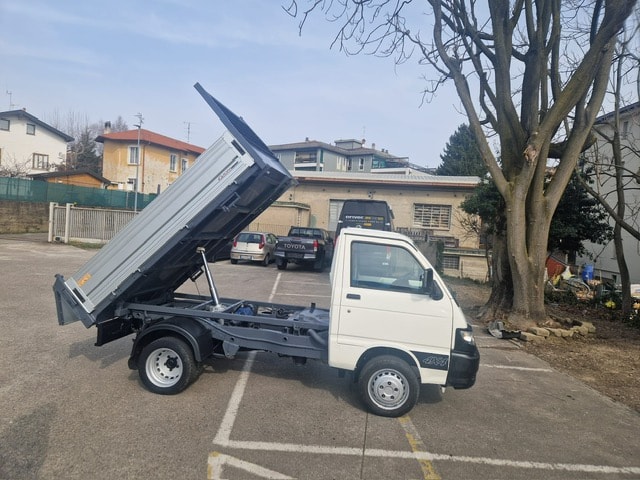 PIAGGIO Porter Maxxi 1.3 4x4 Cambio con 4x4 e Marce Ridotte "Inseribili" - Ponte Ribaltabile "CUCINI"-image-1