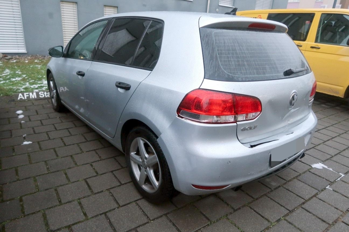 VW Golf 1.2 TSI Trendline DSG-image-3