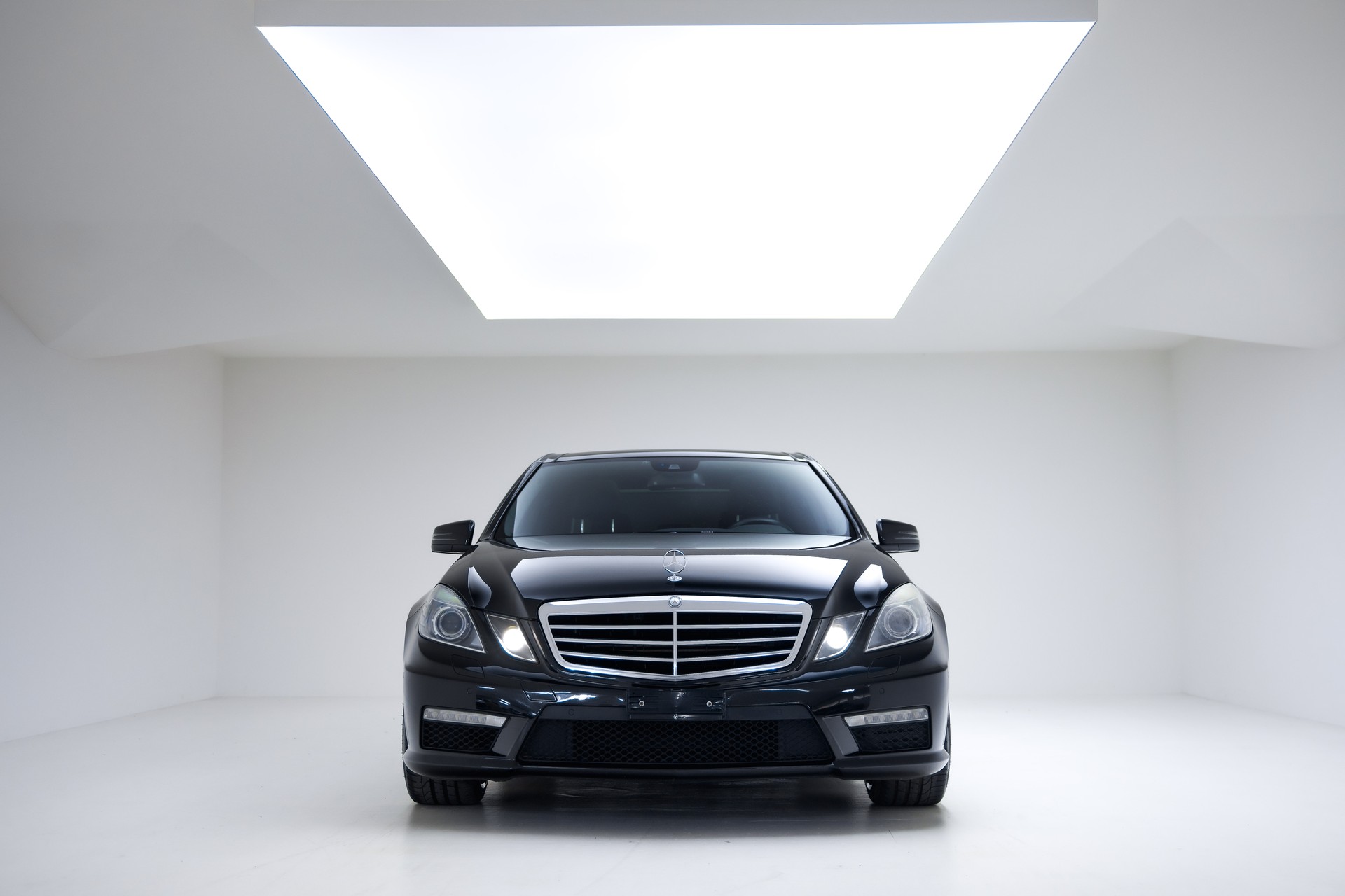 MERCEDES-BENZ E 63 AMG Speedshift MCT-image-4