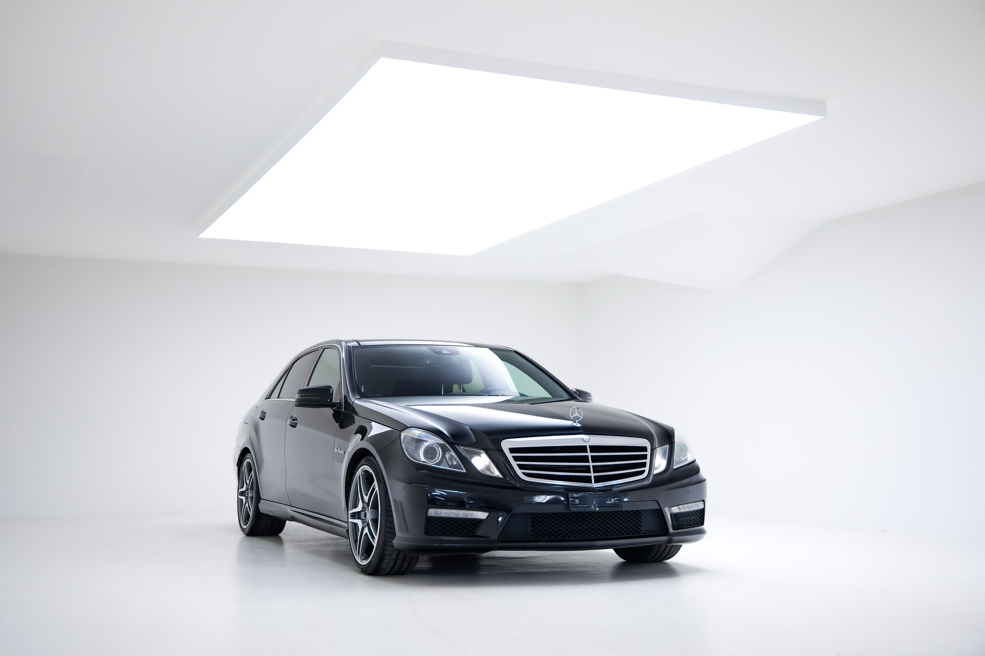 MERCEDES-BENZ E 63 AMG Speedshift MCT-image-5