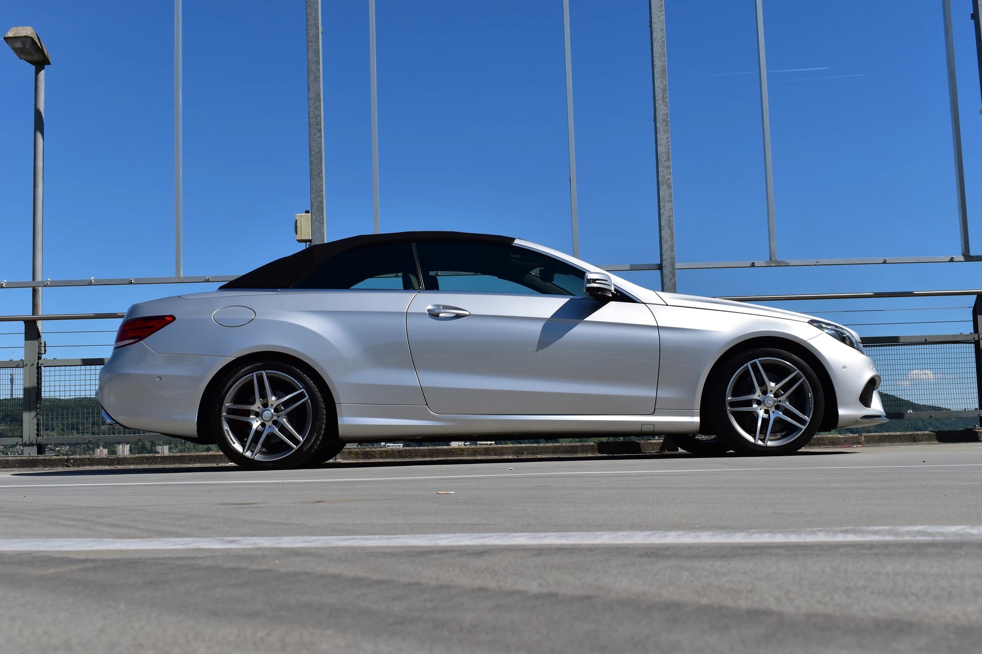 MERCEDES-BENZ E 400 7G-TRONIC AMG LINE PLUS l 333 PS-image-4