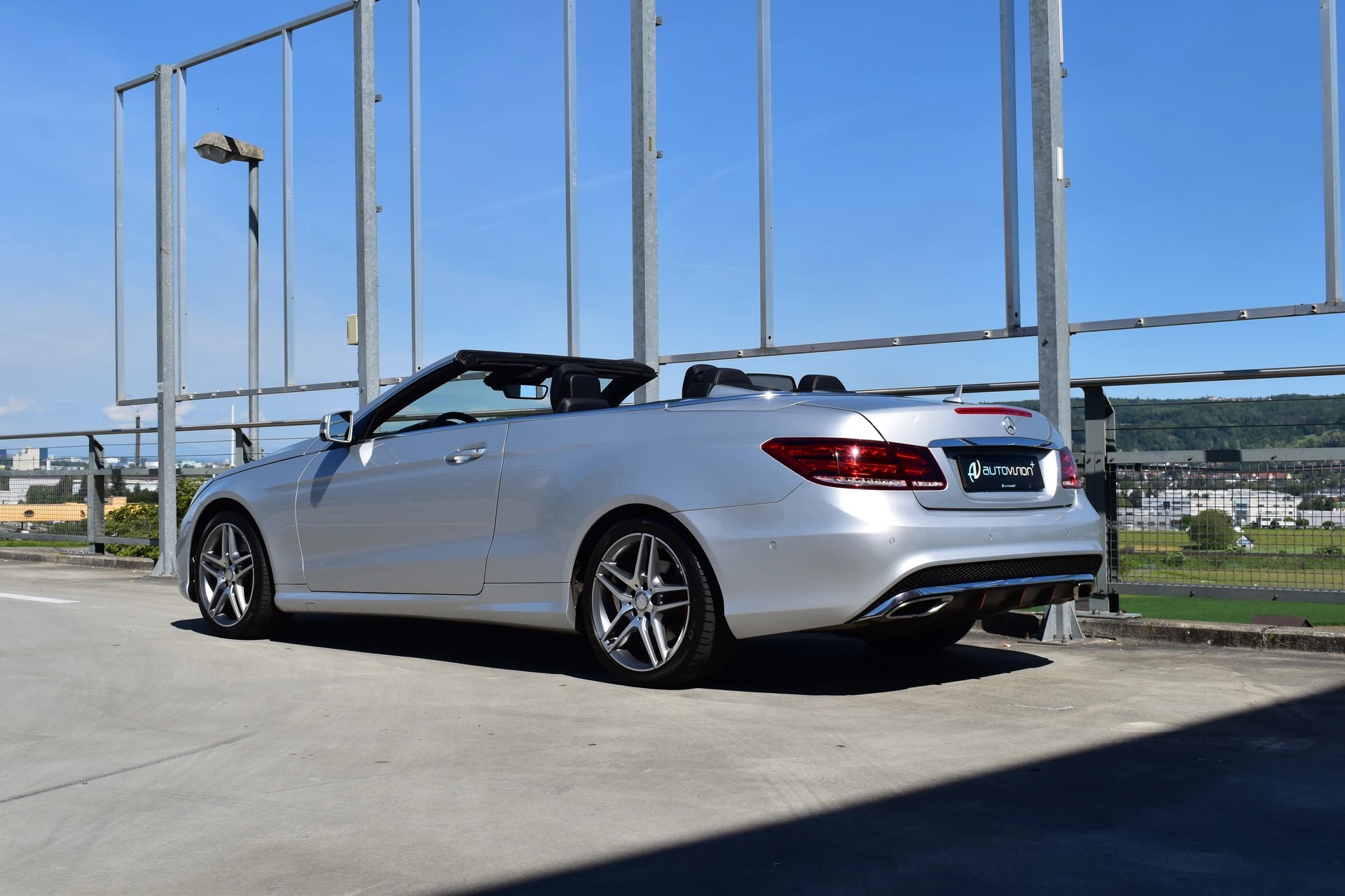 MERCEDES-BENZ E 400 7G-TRONIC AMG LINE PLUS l 333 PS-image-12